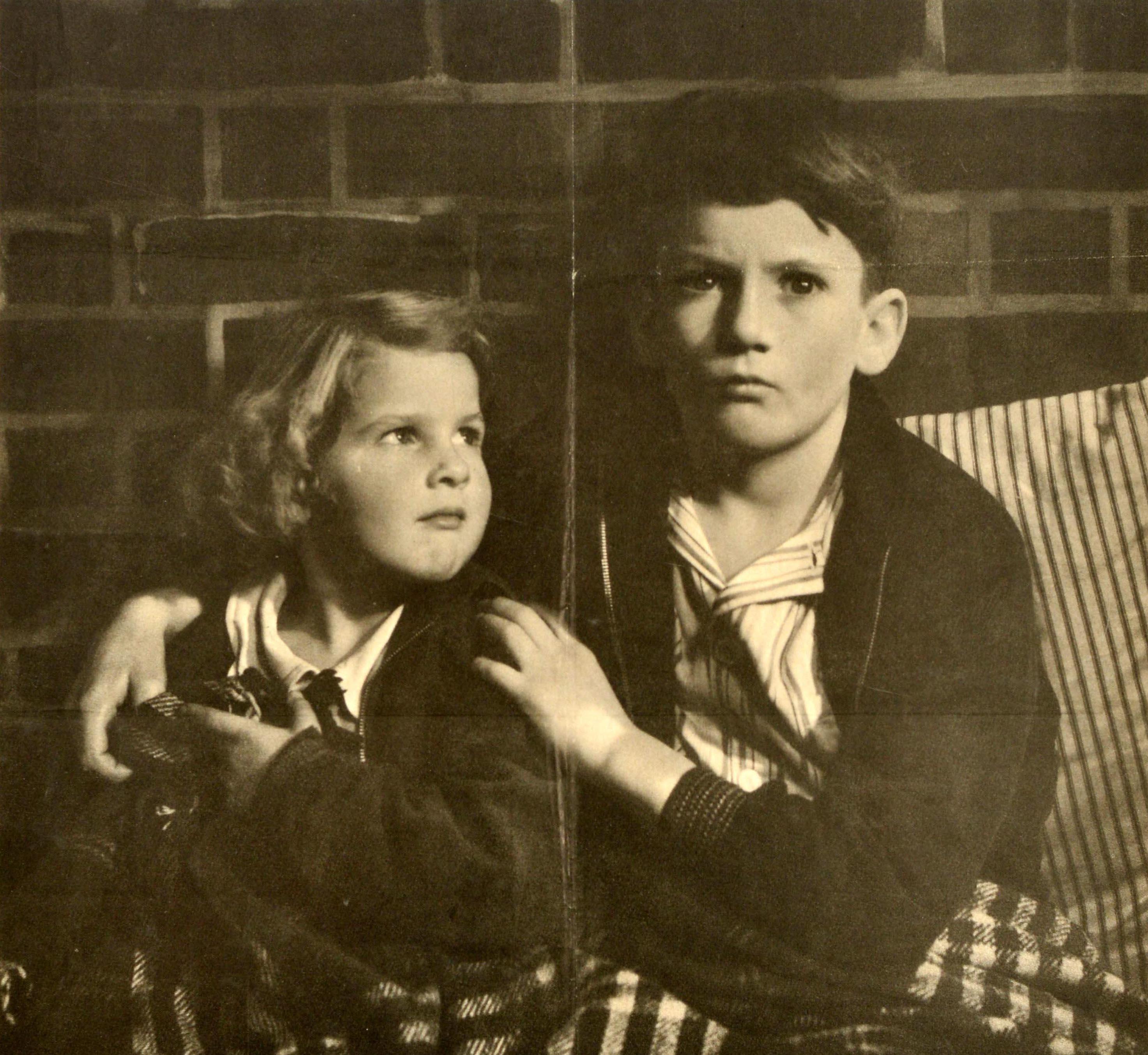 Carta Poster originale d'epoca della Seconda Guerra Mondiale Help The City Children WWII Evacuation in vendita