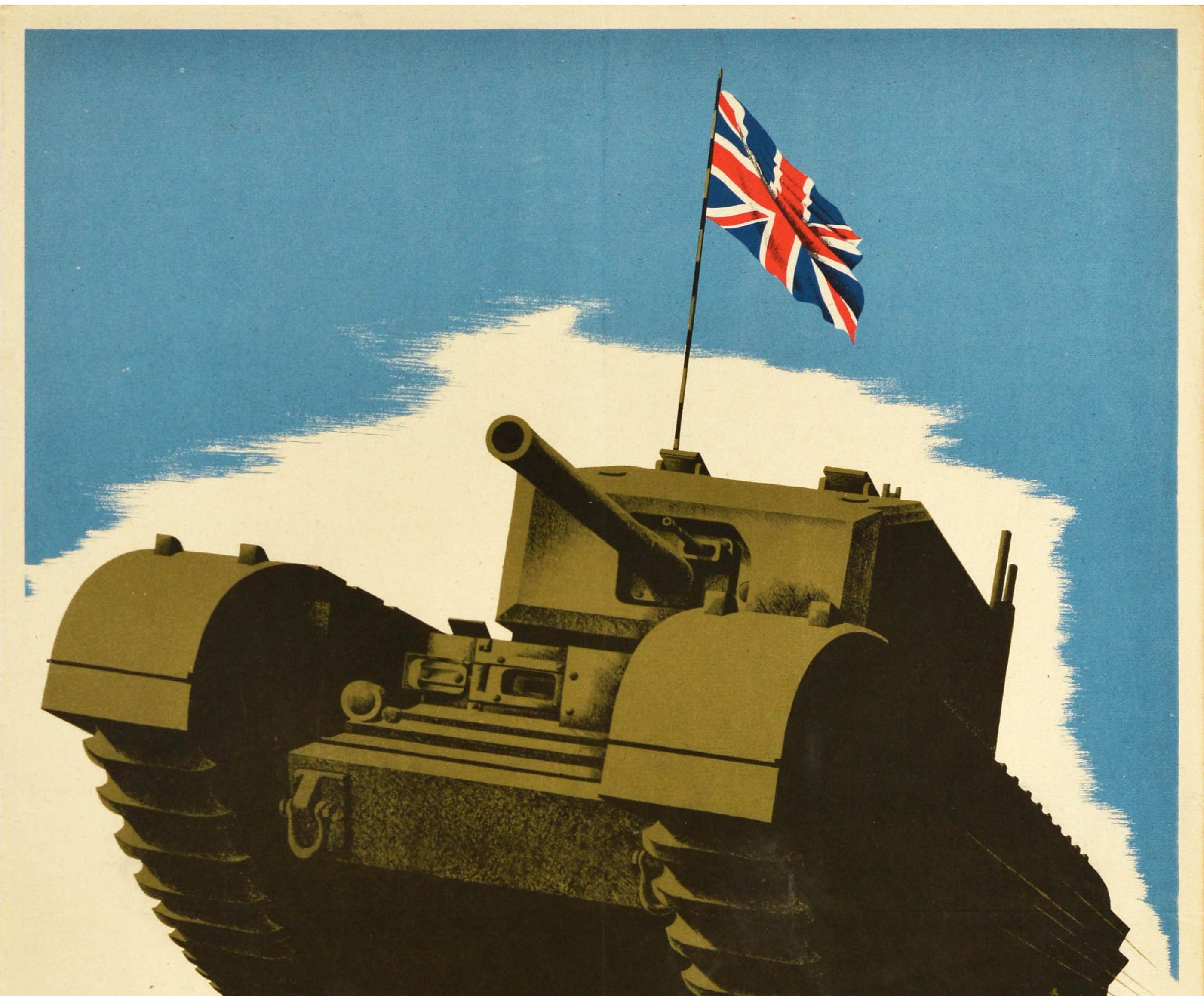 Affiche originale d'époque de la Seconde Guerre mondiale - Britain is Pledged to Smash Japan - présentant l'image d'un char d'assaut sur une colline boueuse et arborant le drapeau de l'Union Jack sur fond de ciel bleu, le texte en caractères blancs