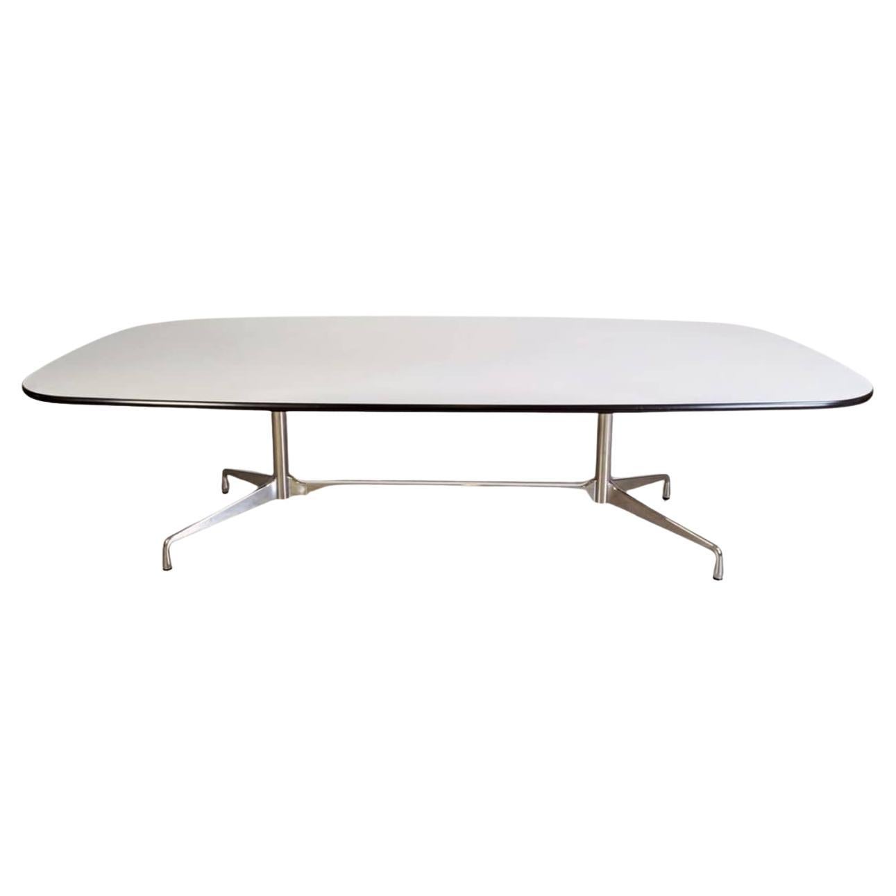 Original Vitra Konferenztisch Charles & Ray Eames Esstisch MwSt
