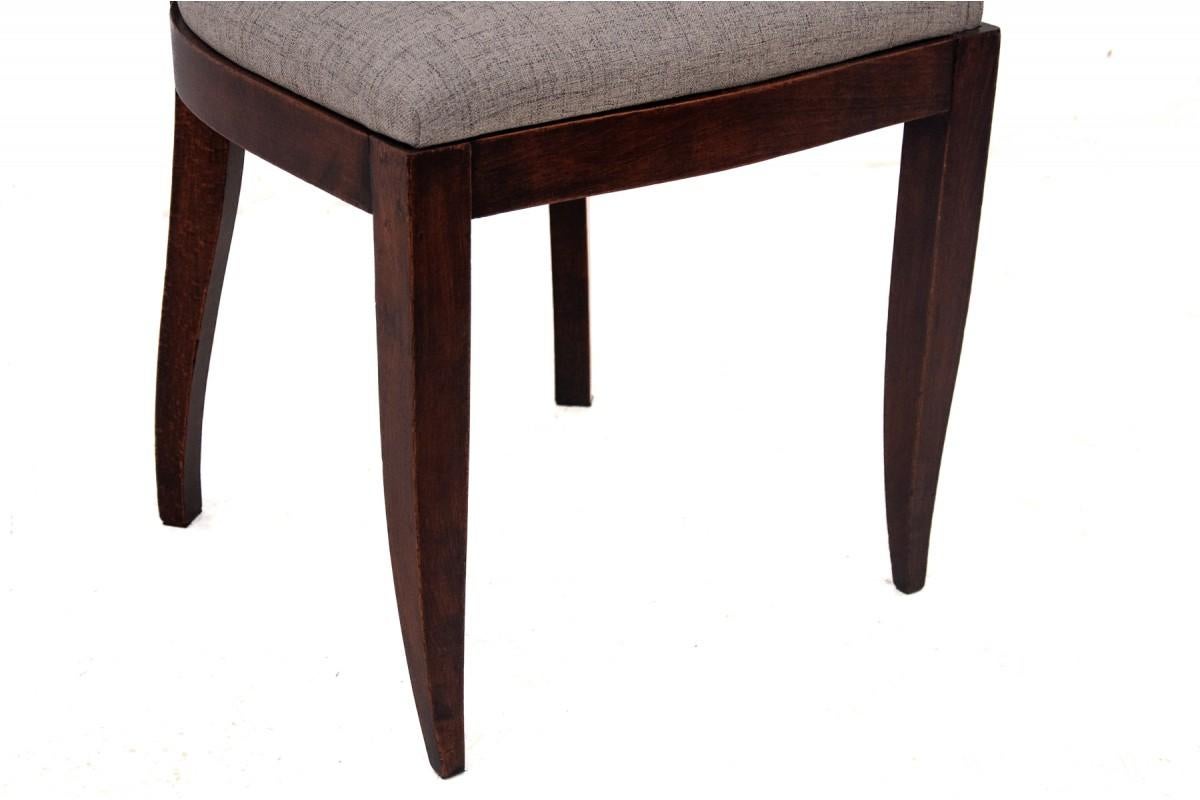 Original walnut extendable table, designed by Louis Majorelle, with 6 Art Deco c For Sale 1