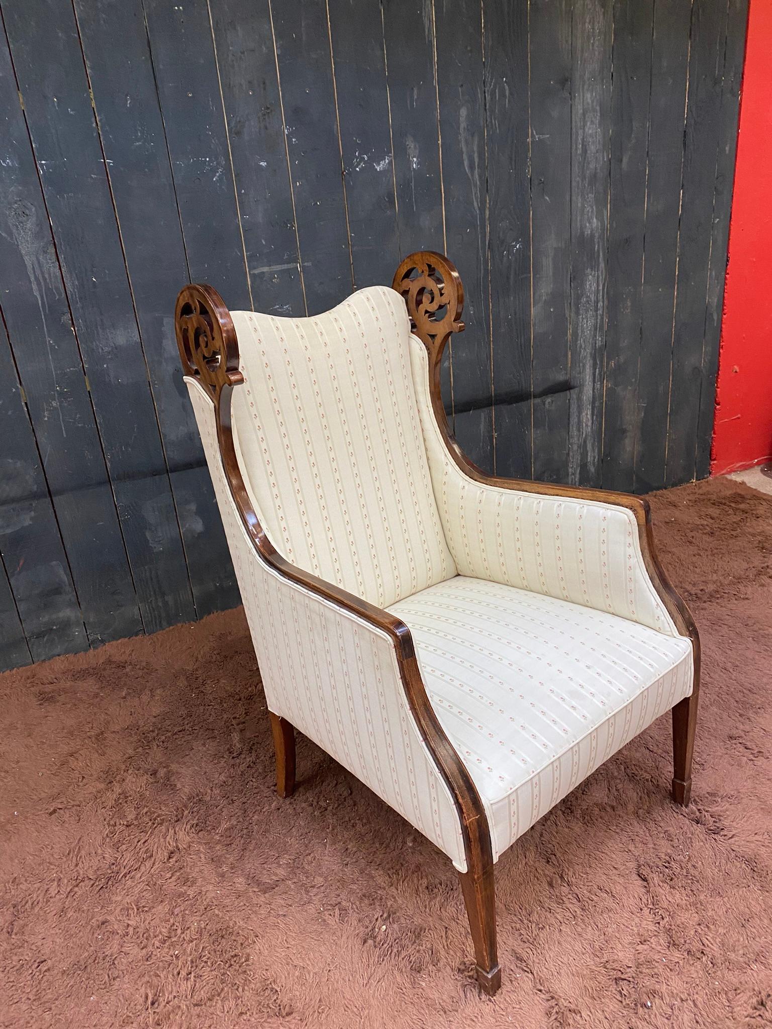 Original Walnut Wing Chair, circa 1900 For Sale 2