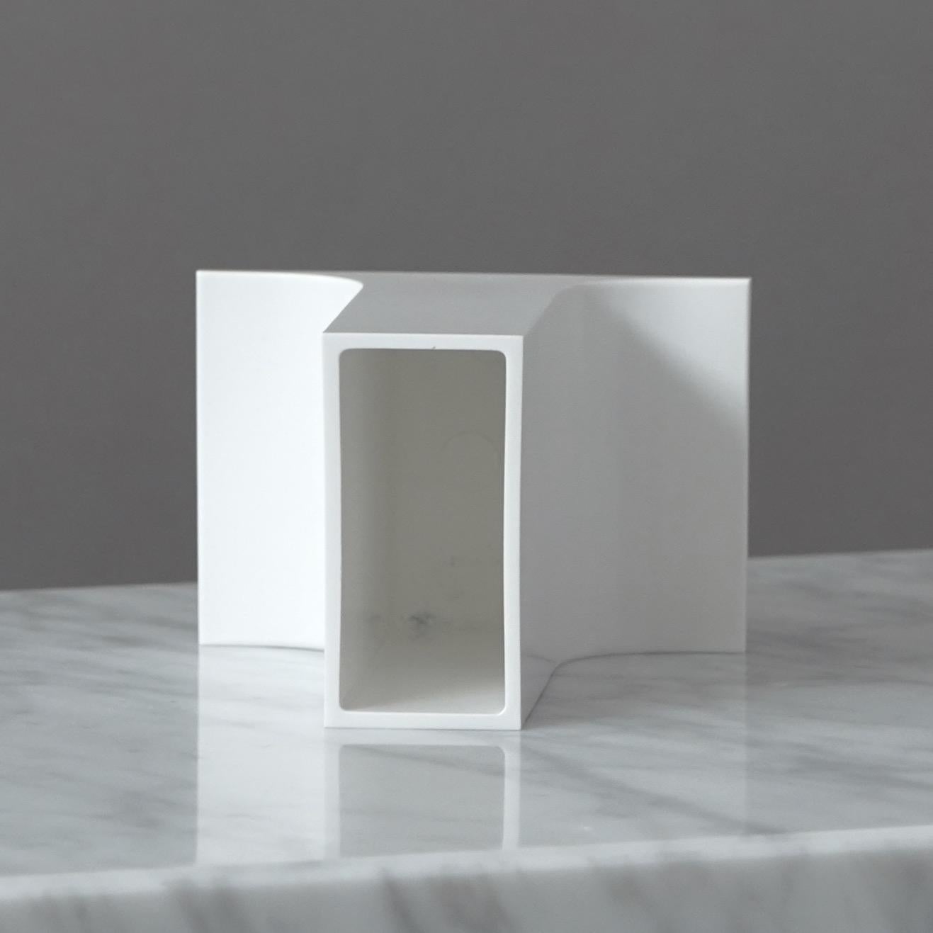 20th Century Original White 'Lampedusa' Vase by Enzo Mari for Danese Milano. Italy, 1960s For Sale