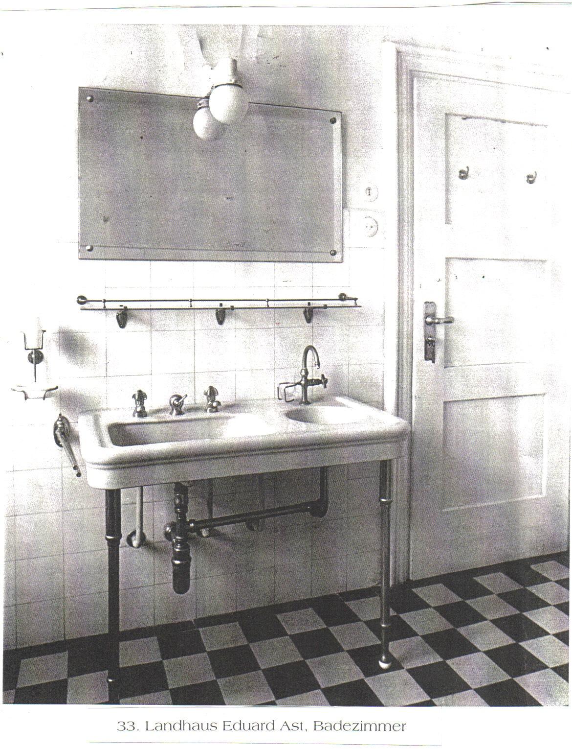 Original Wiener Werkstaette-Wandleuchte aus Messing, gestempelt, Josef Hoffmann im Angebot 3