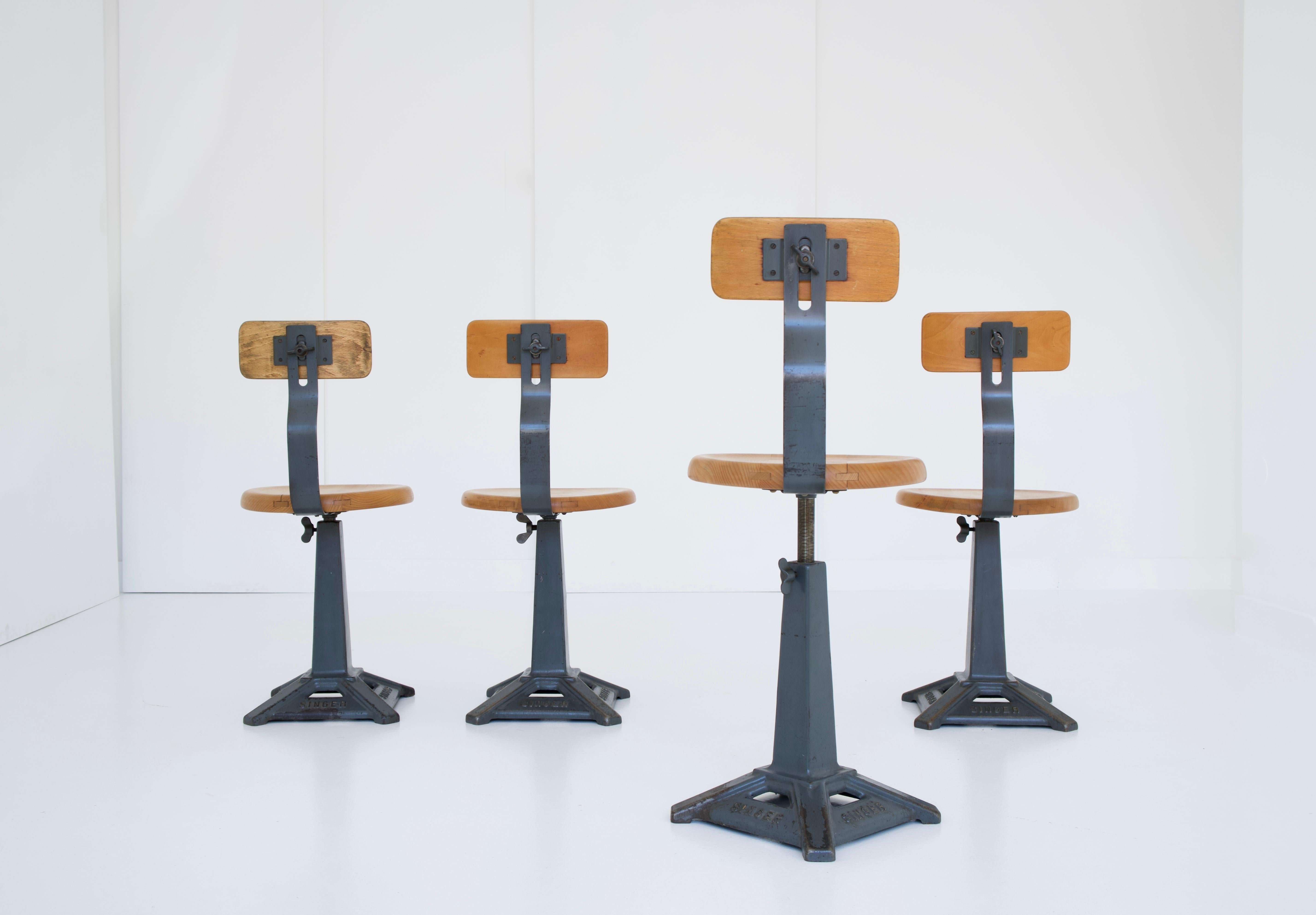 Original Working Factory Machinist Chairs by Sewing Company Singer, ca. 1930/40 7