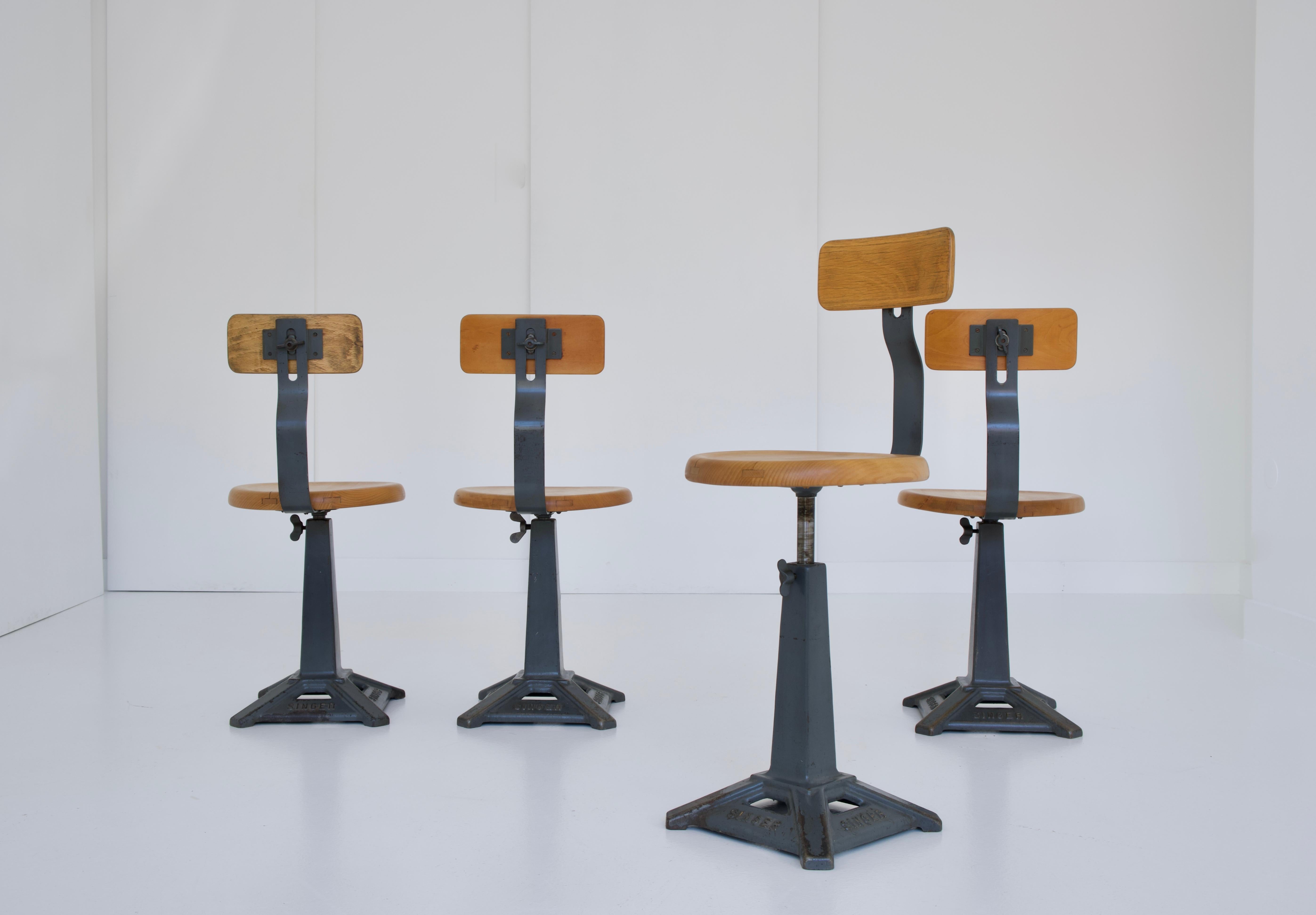 Mid-20th Century Original Working Factory Machinist Chairs by Sewing Company Singer, ca. 1930/40