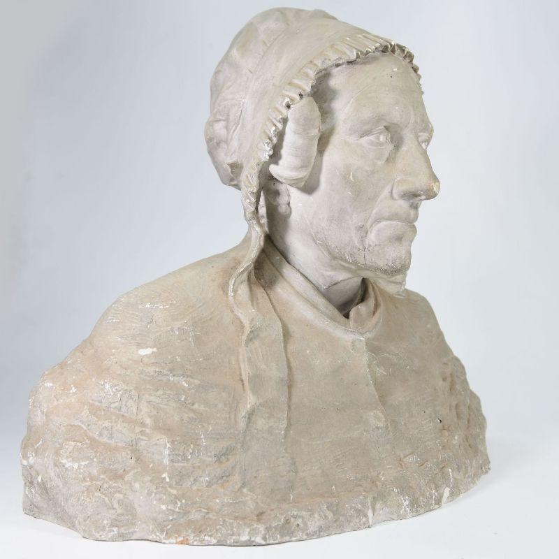 Plaster bust of an old 19th century peasant woman by Dalric, height 43 cm, width 50 cm and depth 26 cm.

Additional information:
Material: Patinated plaster
Style: 1900 early 20th century.