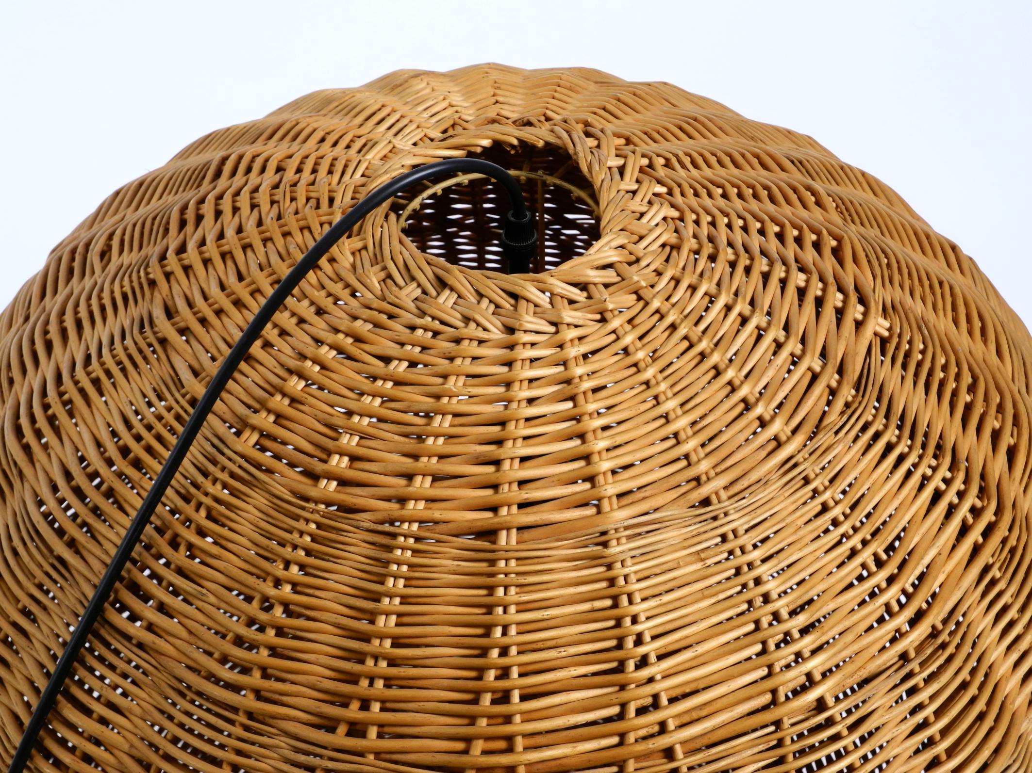 Lampada a sospensione a sfera in rattan originale XXL  Medio Secolo Moderno  Ø 66 cm  26
