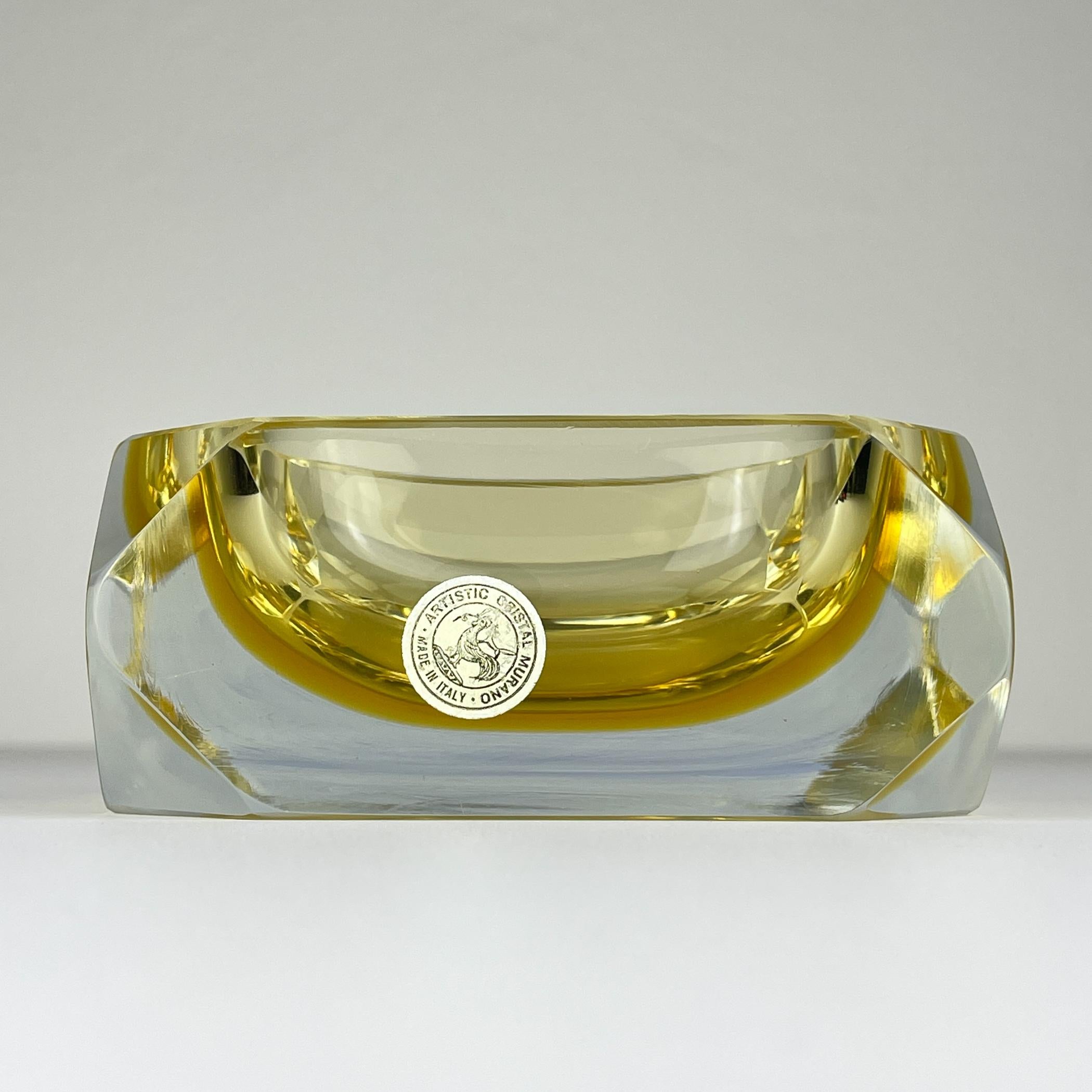 Original yellow murano glass ashtray by Bucella Cristalli Murano, Italy, 1970s For Sale 3