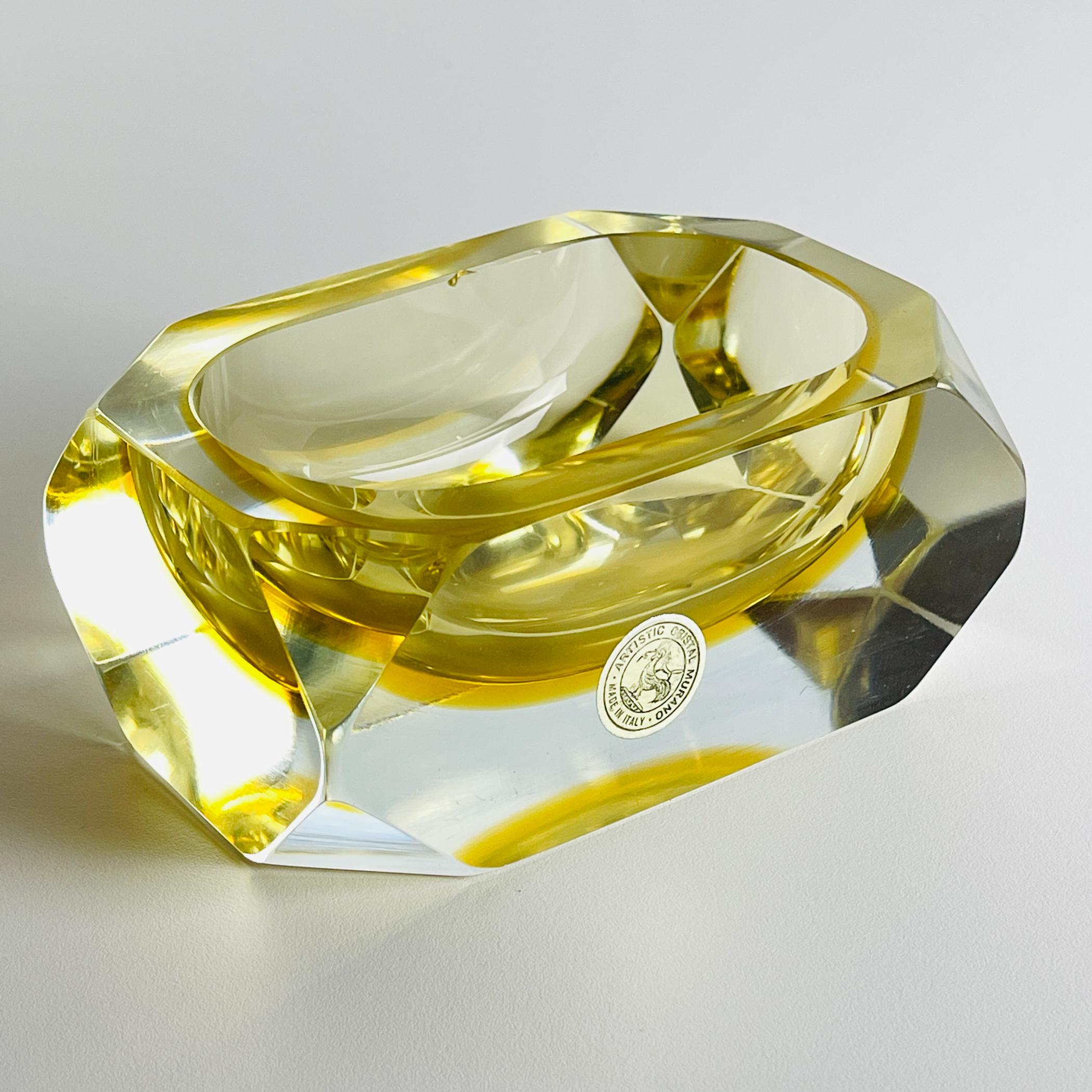 Original yellow murano glass ashtray by Bucella Cristalli Murano, Italy, 1970s For Sale 9