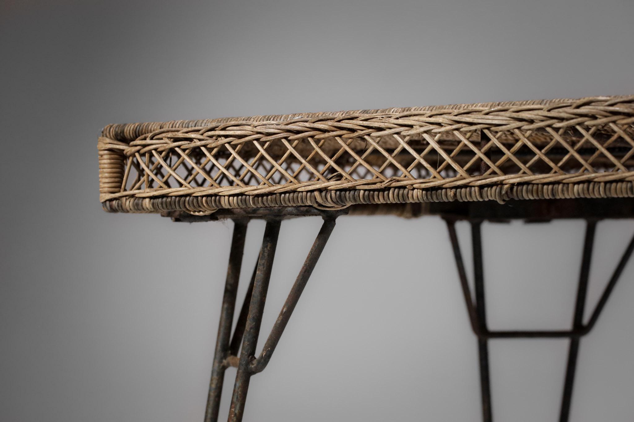 Originale 1950's Vintage Woven Rattan Table Design in the Style of Matégot F332 For Sale 3