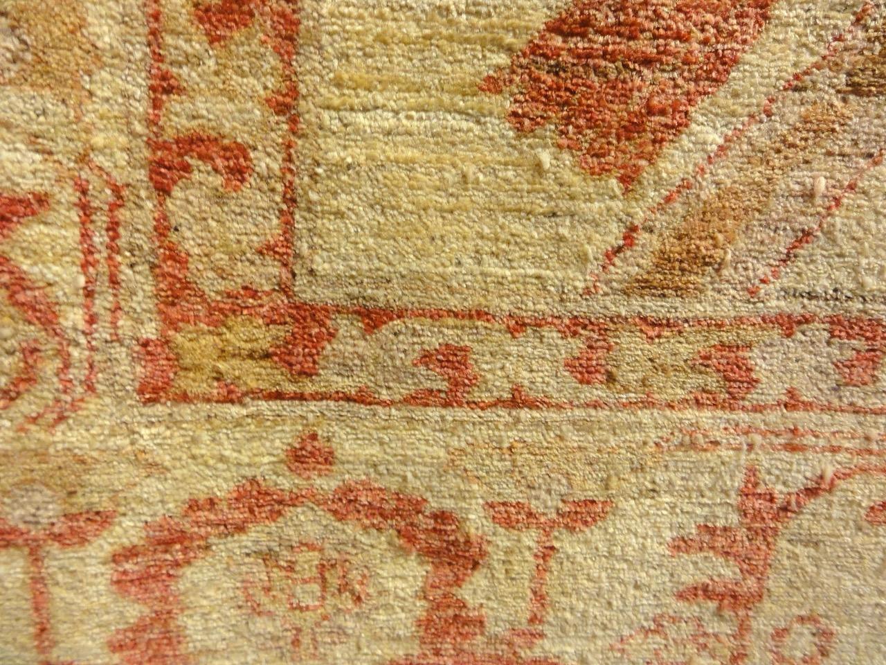 Annodato a mano Ziegler & Co. Oushak in vendita