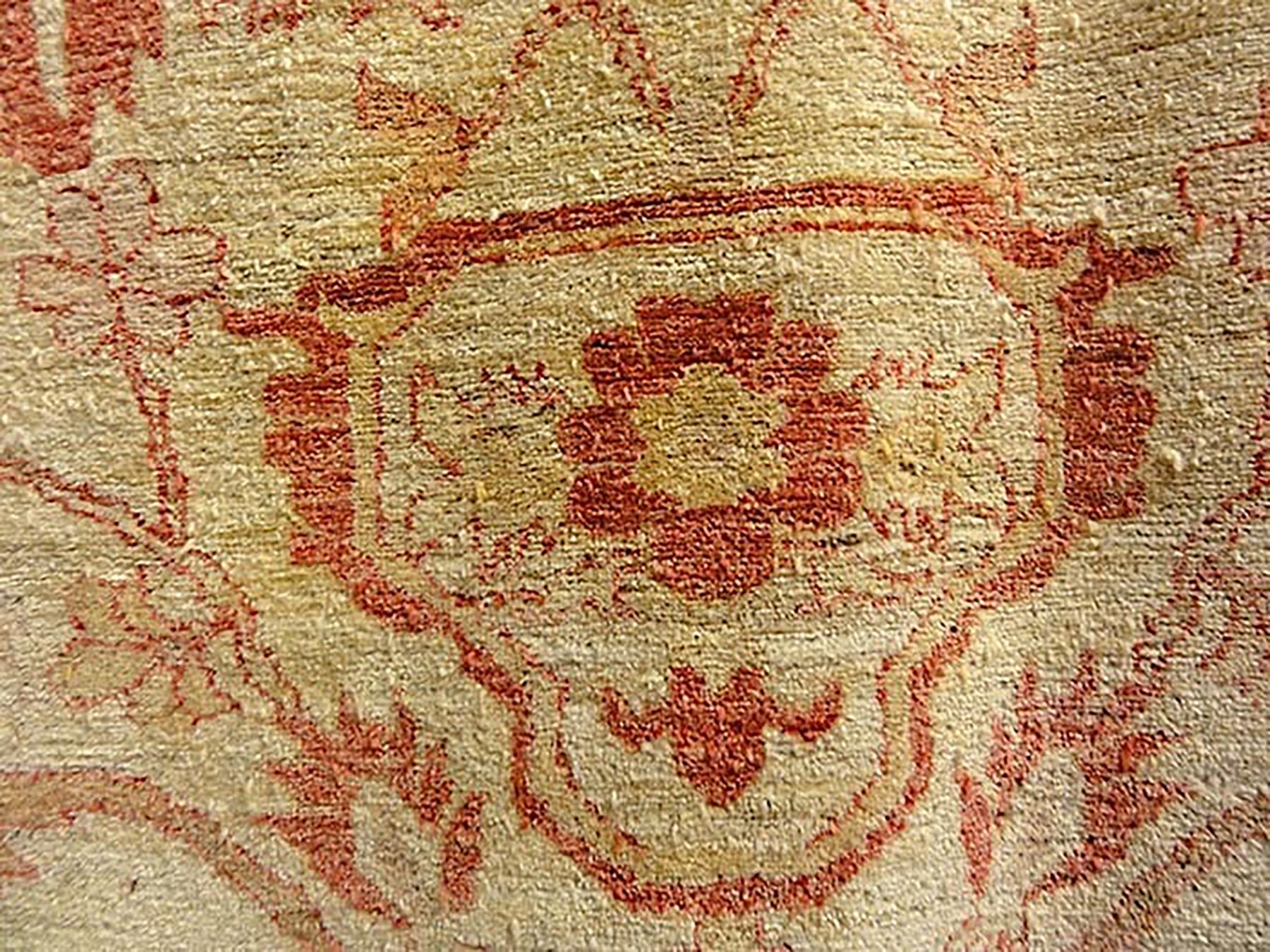 Lana Ziegler & Co. Oushak in vendita