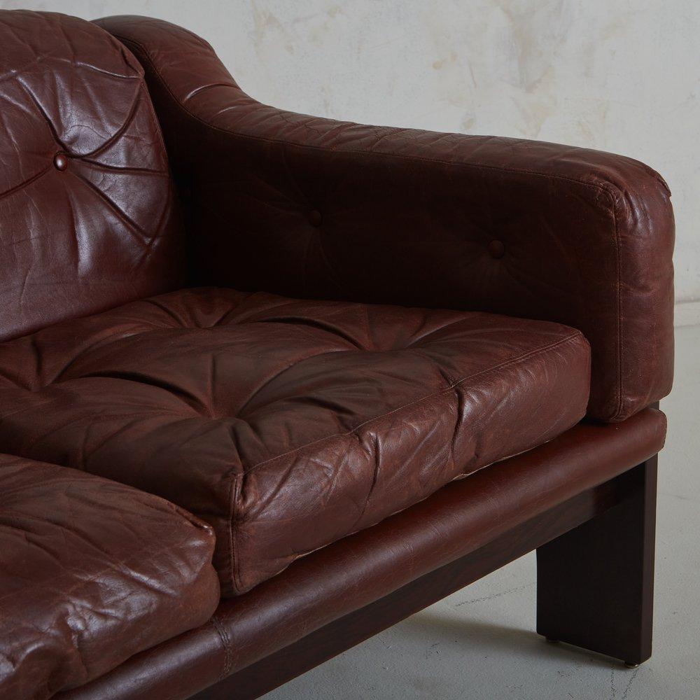 Mid-20th Century ‘Oriolo’ Leather + Rosewood Sofa by Claudio Salocchi for Sormani, Italy 1960s