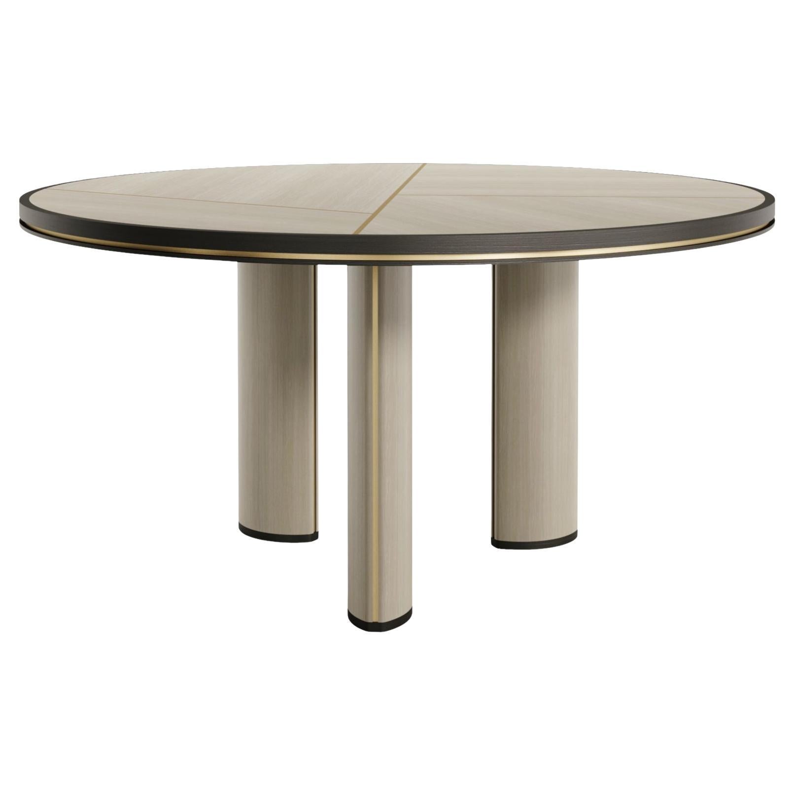 Portugais ORION Table de salle à manger ronde contemporaine en bois et laiton brillant en vente