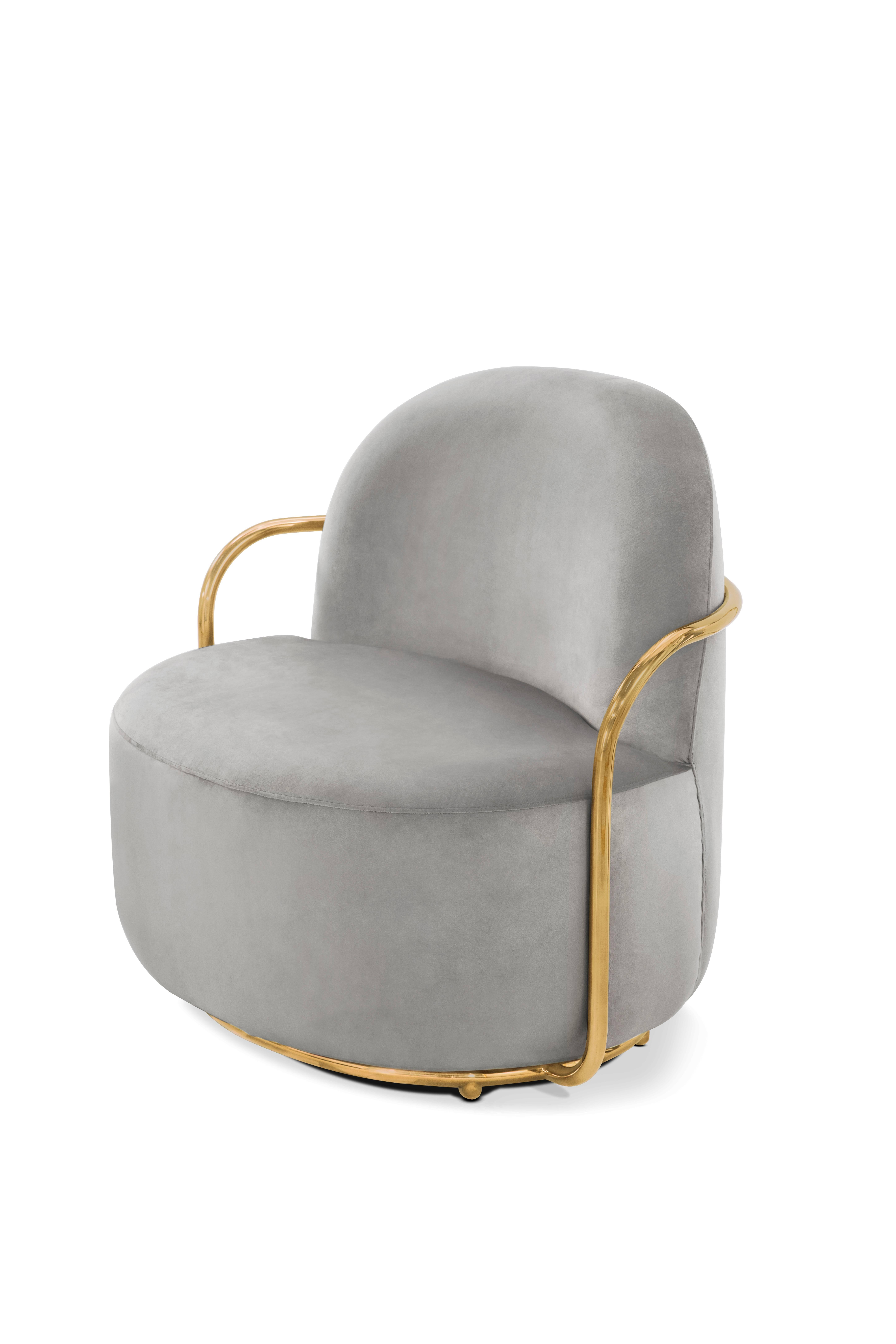 Orion lounge chair Grey by Nika Zupanc for Scarlet Splendour

The 88 constellations of the universe mysterious and magical, holding a promise to guide our destinies. Little wonder that they are the muse for the 88 Secrets, Nika Zupanc’s debut