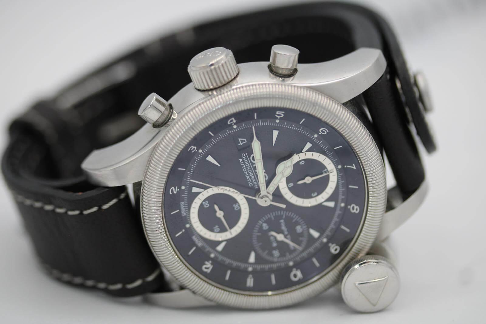 Oris Flight Timer R4118 Edizione Limitata - 44mm - Cronografo Automatico - Set completo
Celebra la storia dell'aviazione con questo Oris Flight Timer R4118 Limited Edition, prodotto tra il 2007 e il 2010 in soli 4.118 esemplari numerati in tutto il