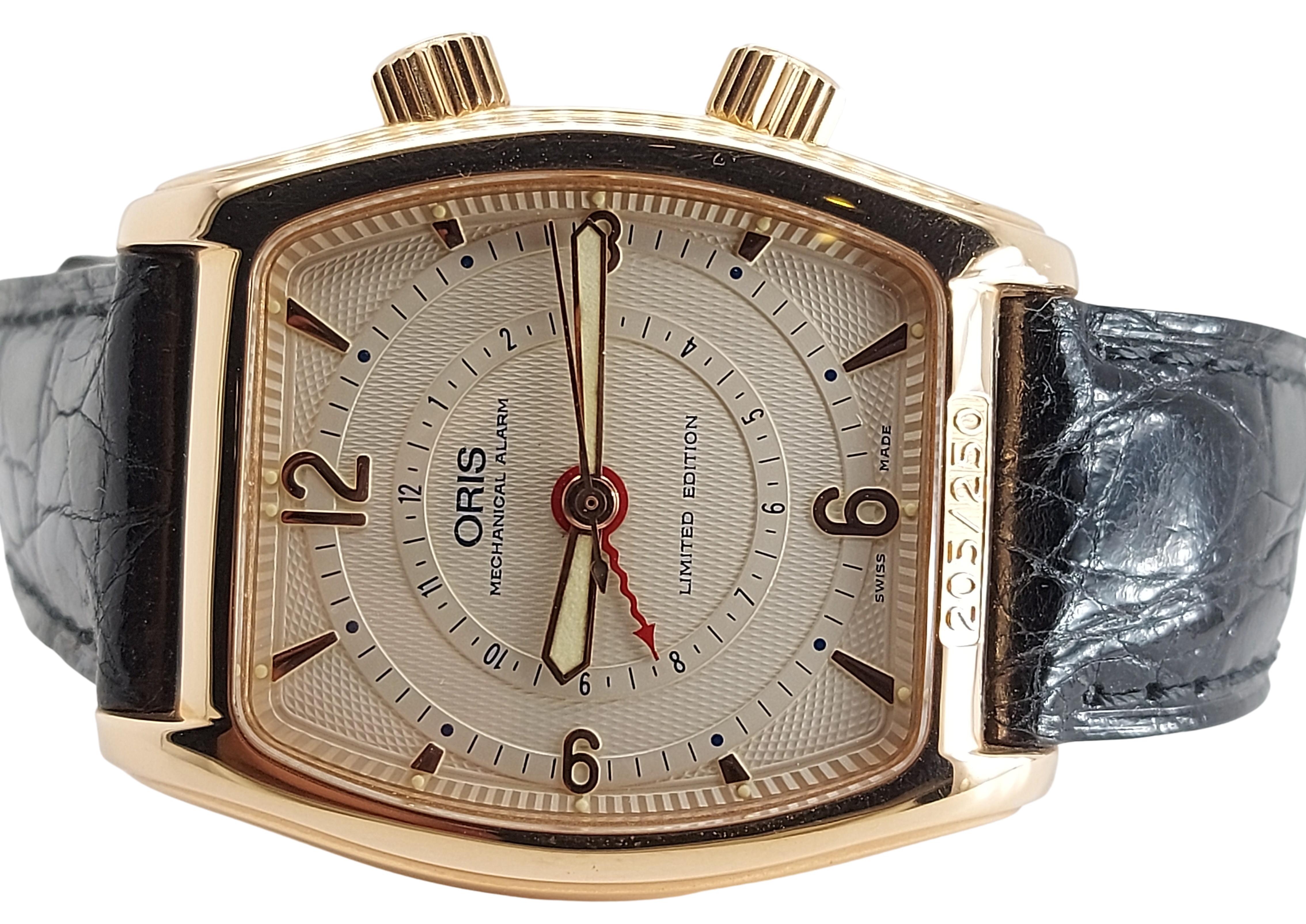 ORIS Reveil Limited Edition Mechanical Alarm in 18kt Gold, Brand New With Box And Warranty Papers

Limited edition to 250 pieces

Reference number: 419 7479 60 61

Movement: Mechanical with manual winding

Functions: Hours, minutes, sweep seconds;