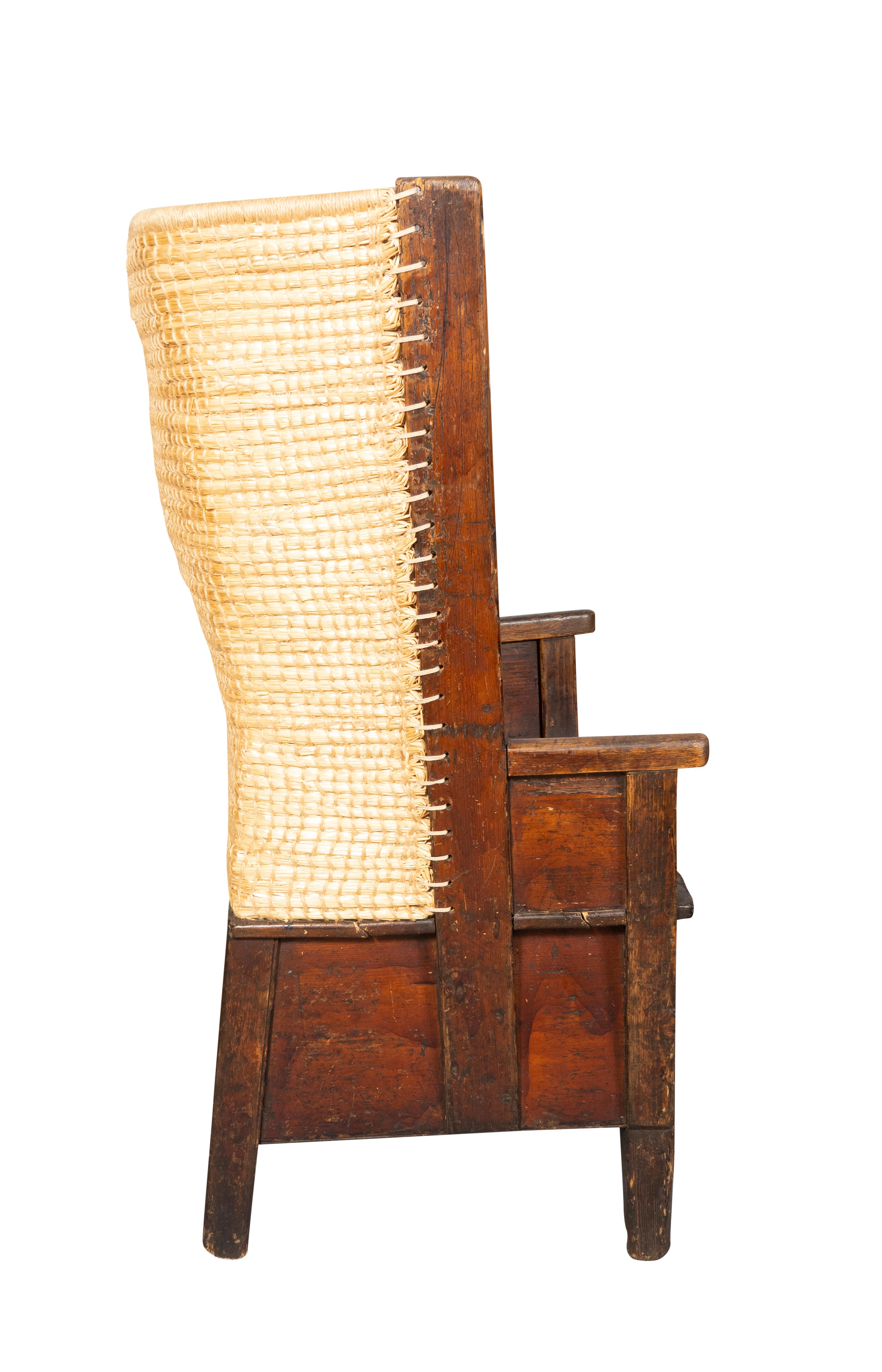 Arts and Crafts Poltrona Wingback in pino dell'isola di Orkney in vendita