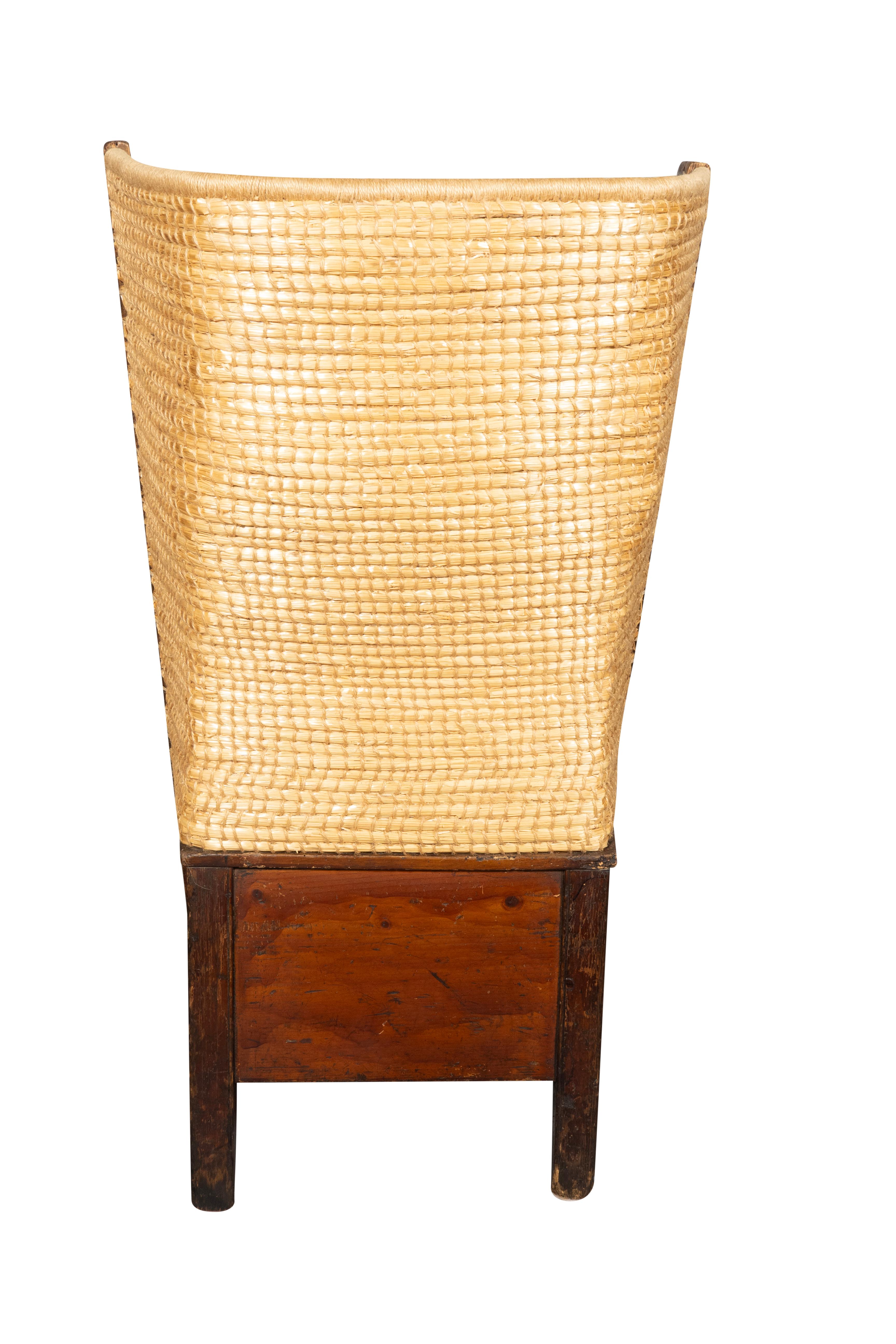 Scozzese Poltrona Wingback in pino dell'isola di Orkney in vendita