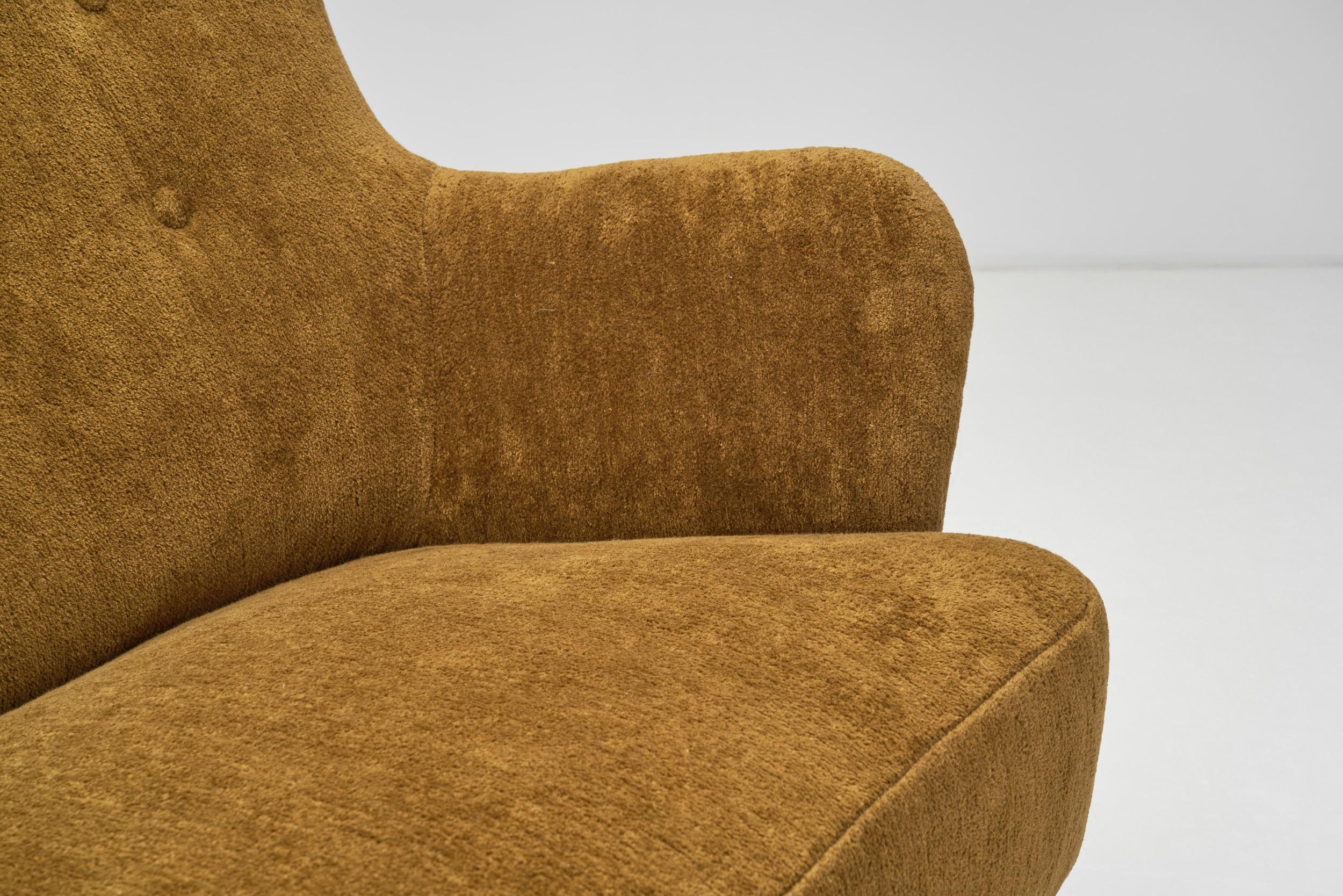 Orla Mølgaard-Nielsen 3-Seat Sofa for Fritz Hansen, Denmark 1940s For Sale 4