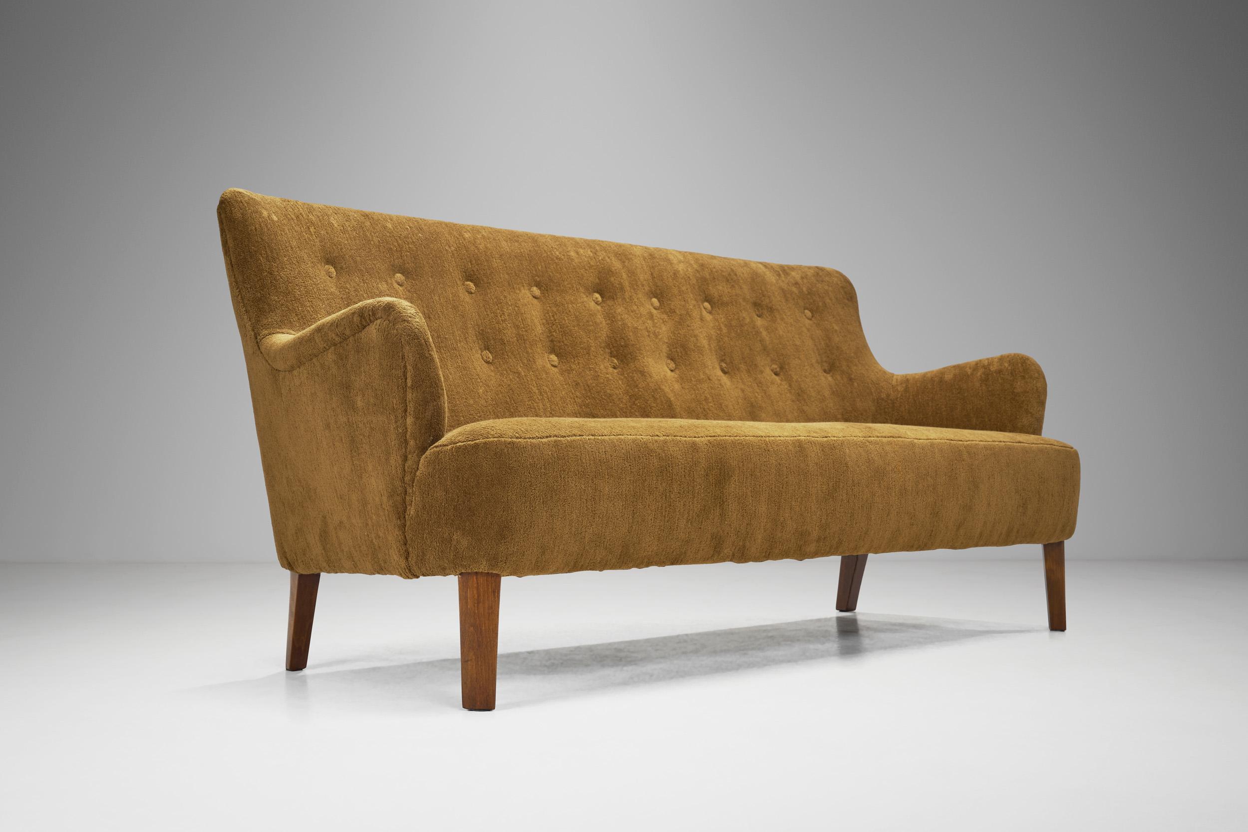 Orla Mølgaard-Nielsen 3-Seat Sofa for Fritz Hansen, Denmark 1940s For Sale 7