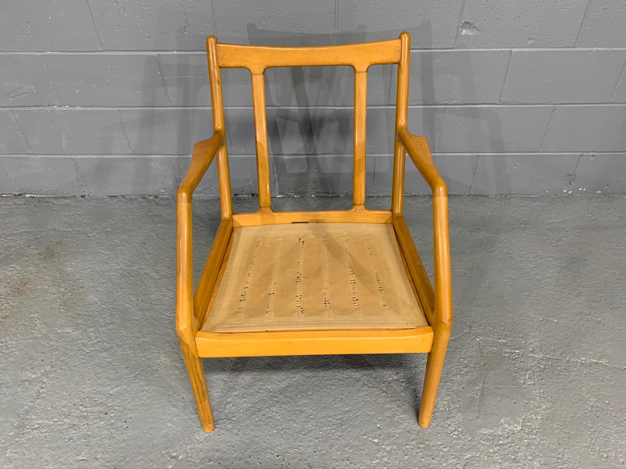 Orla Molgaard Nielsen for France & Daverkosen Beech Lounge Chair, Denmark, 1950 In Good Condition In Belmont, MA