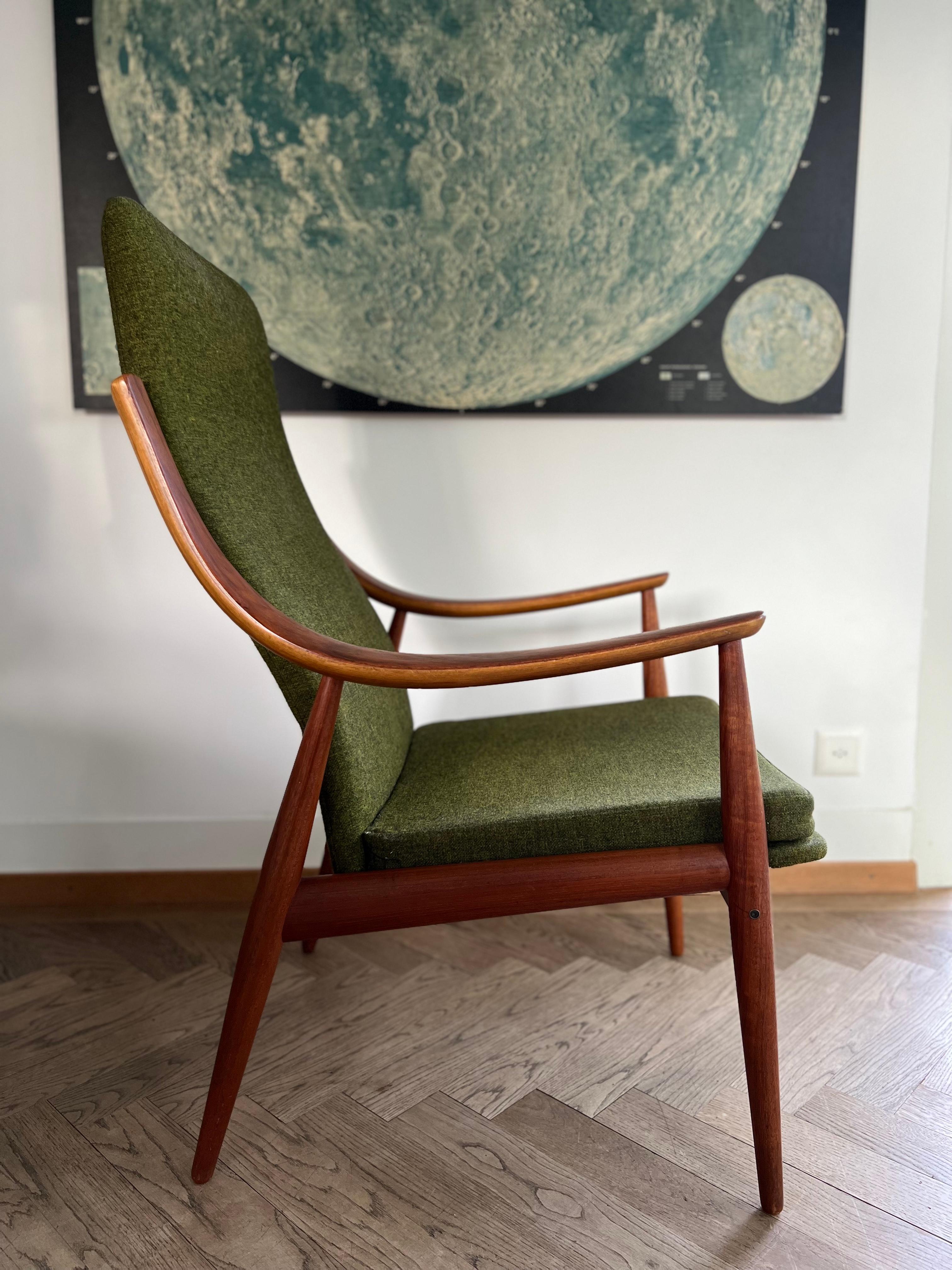 Scandinave moderne Fauteuil en teck Modèle FD 145 d'Orla Molgaard-Nielsen par France & Daverkosen, années 60 en vente