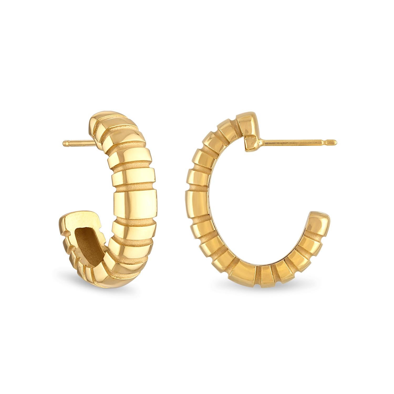 Orla Oval Hoops In New Condition For Sale In Boston, MA