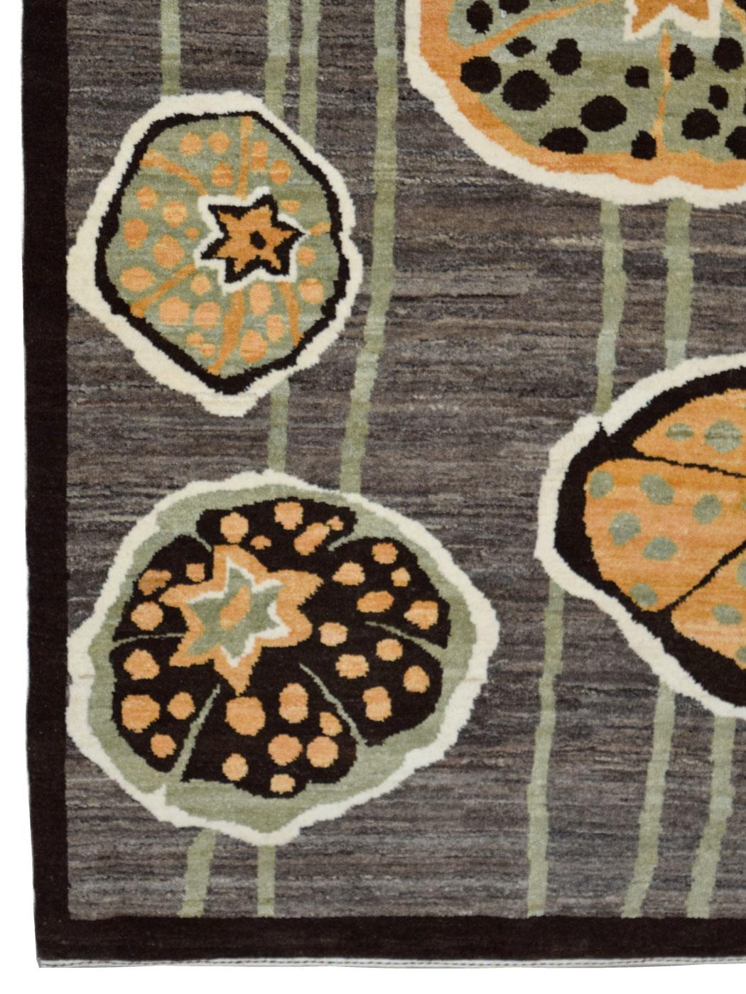 Orley Shabahang Art Deco Wolle Perserteppich, Handgeknüpft, Grün, Braun, 6' x 9' (21. Jahrhundert und zeitgenössisch) im Angebot