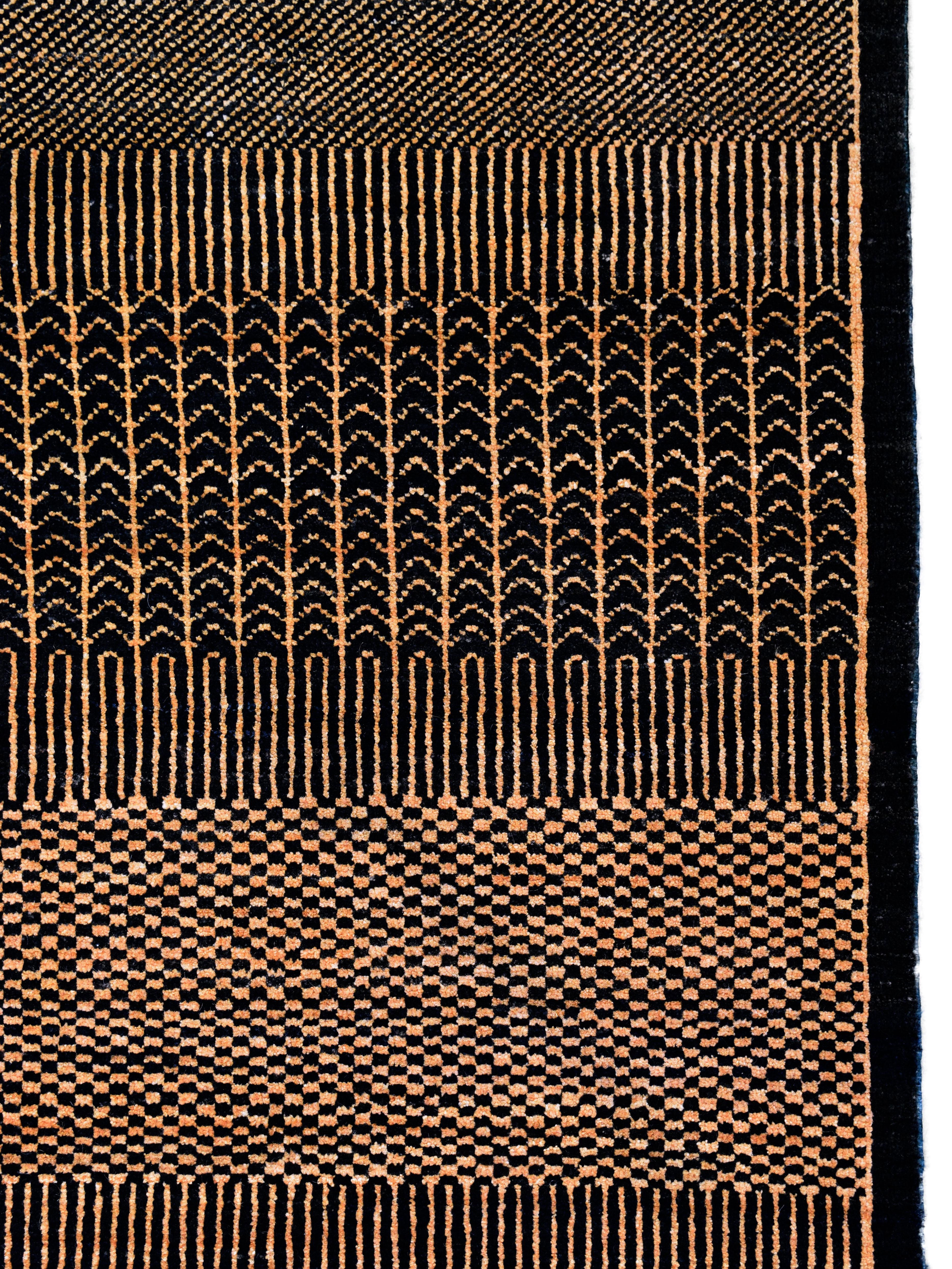 Moderner persischer Teppich, Bernstein und Indigowolle, 5' x 7' (Moderne der Mitte des Jahrhunderts) im Angebot