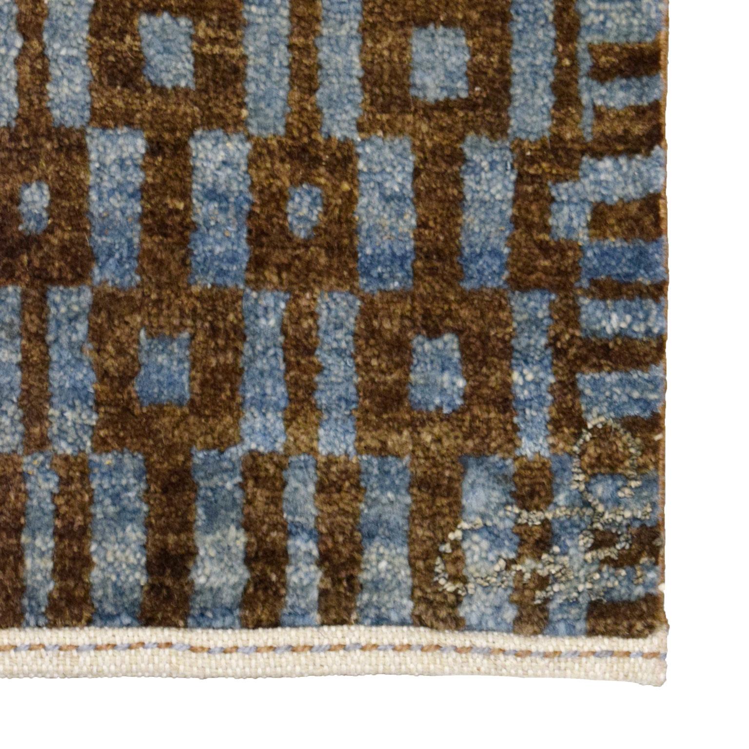 Contemporary Persian Rug, Blue and Brown Wool, Orley Shabahang, 4' x 6' In New Condition For Sale In New York, NY