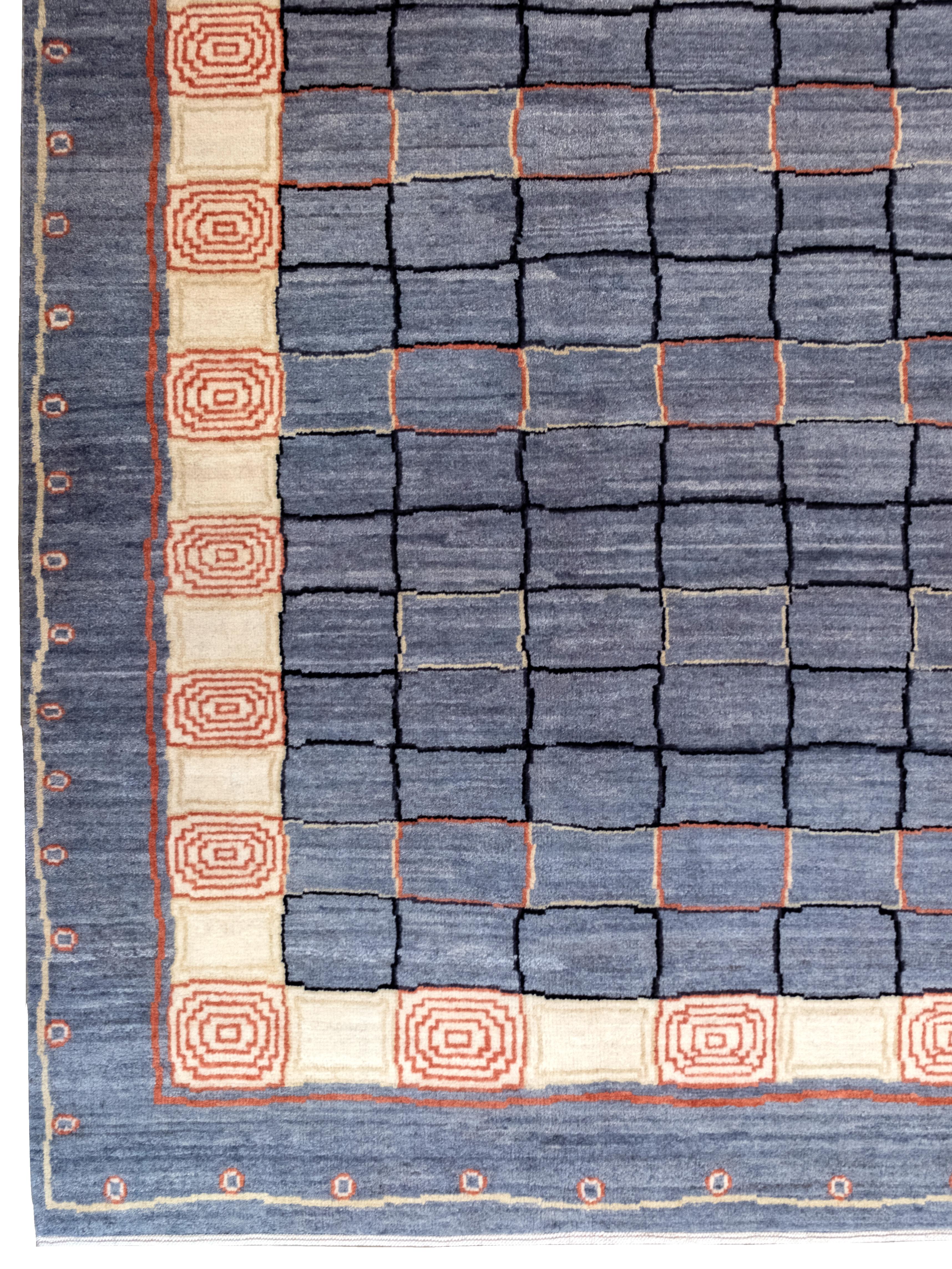 Perse Orley Shabahang's Ionic Gabbeh Geometric Shag Carpet in Gray and Cream (Tapis à poils longs géométriques gris et crème) en vente