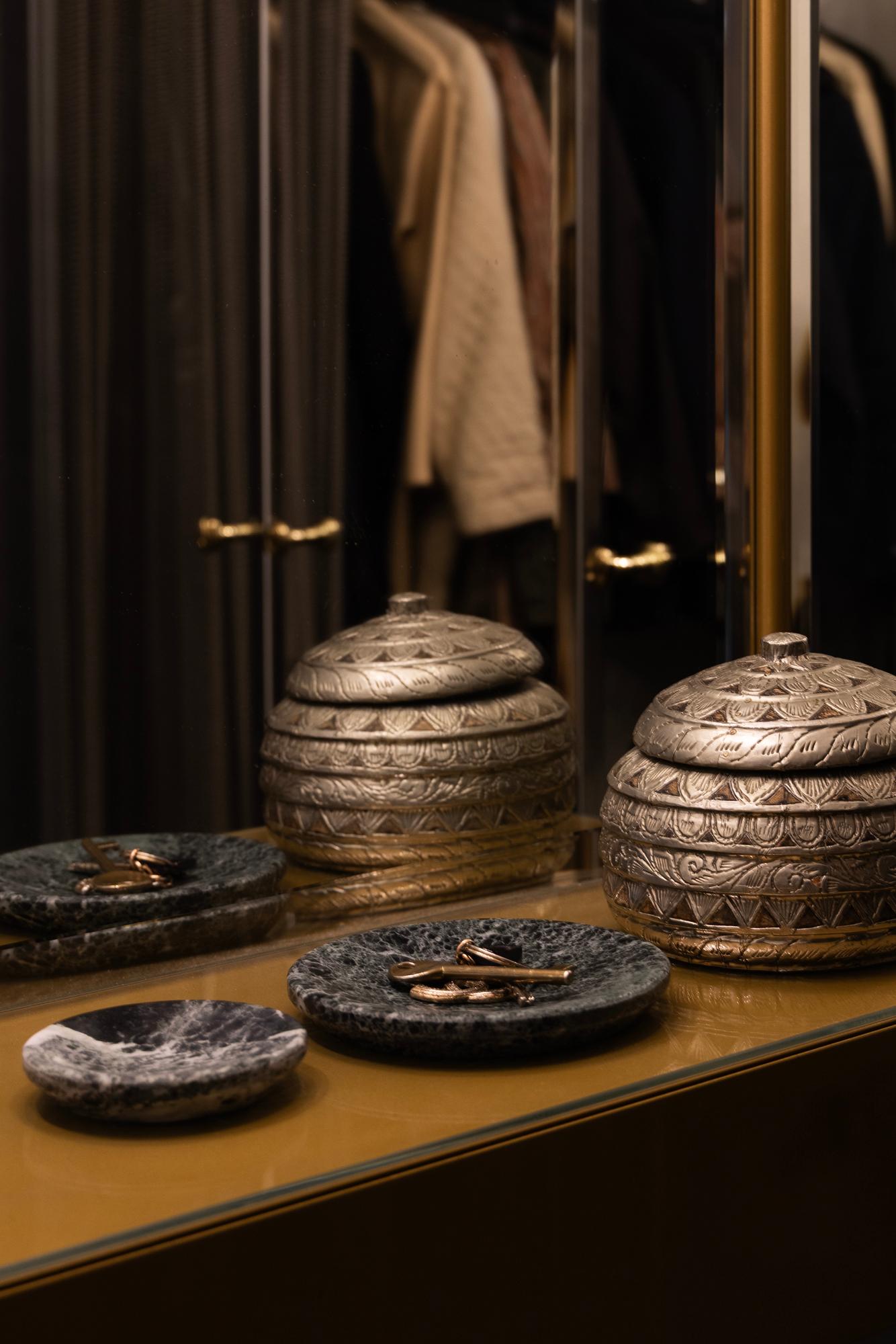 Portaoggetti Orlo in marmo italiano di Rytsola Collections In condizioni Nuovo in vendita a Helsinki, Uusimaa