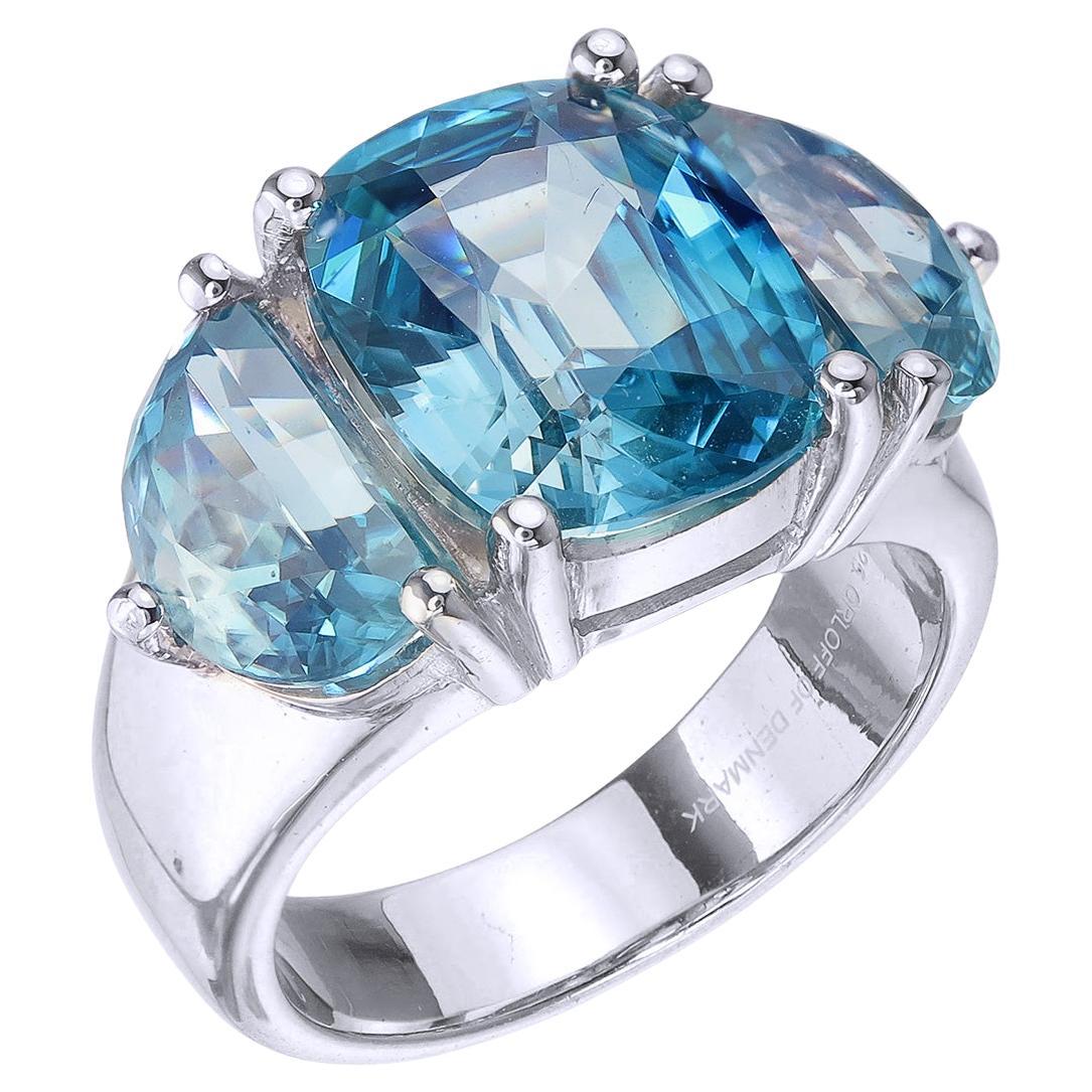 Orloff of Denmark, 14.4 ct Natural Blue Zircon Ring in 925 Sterling Silver For Sale