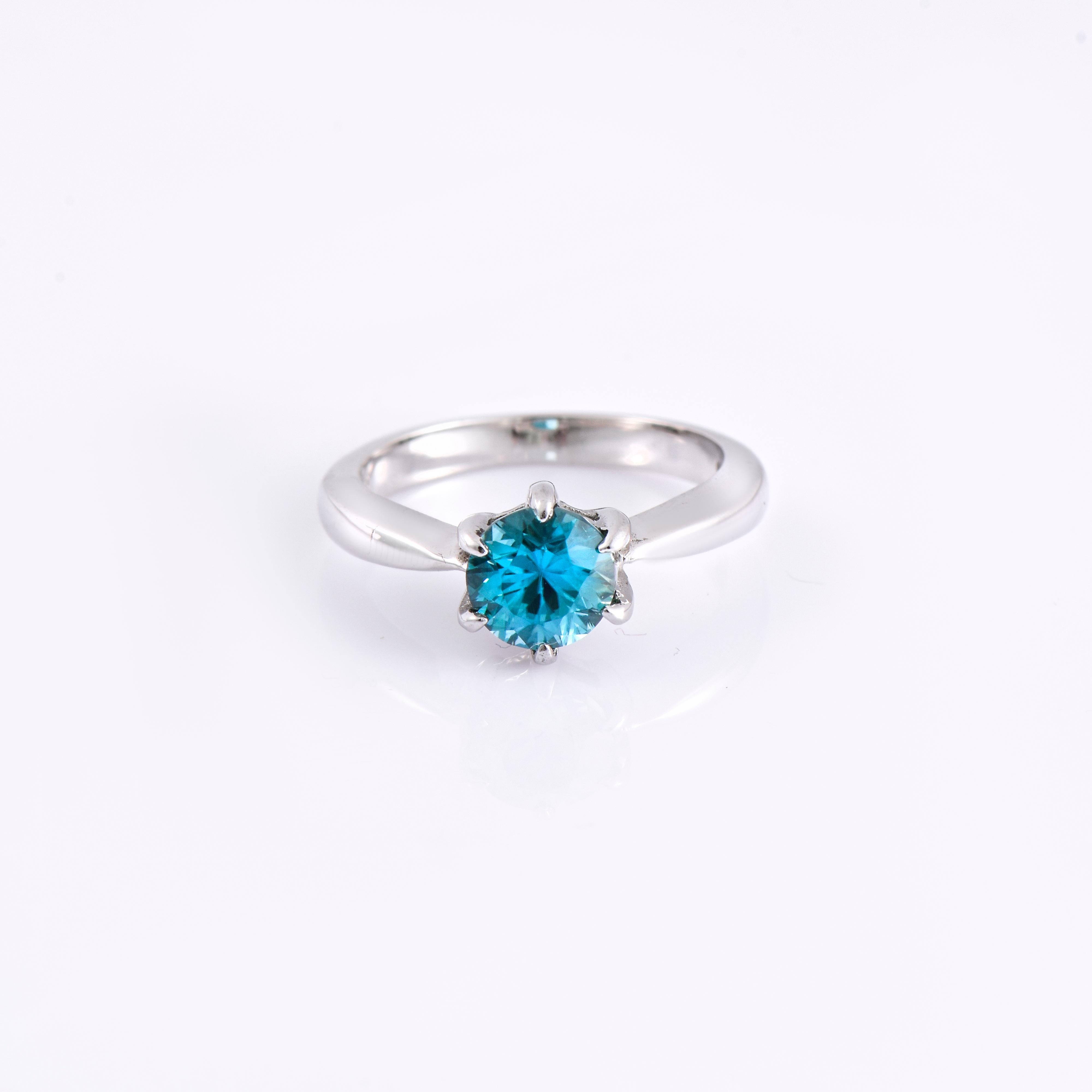 Contemporary Orloff of Denmark, 1.46 ct Natural Blue Zircon Ring in 925 Sterling Silver For Sale