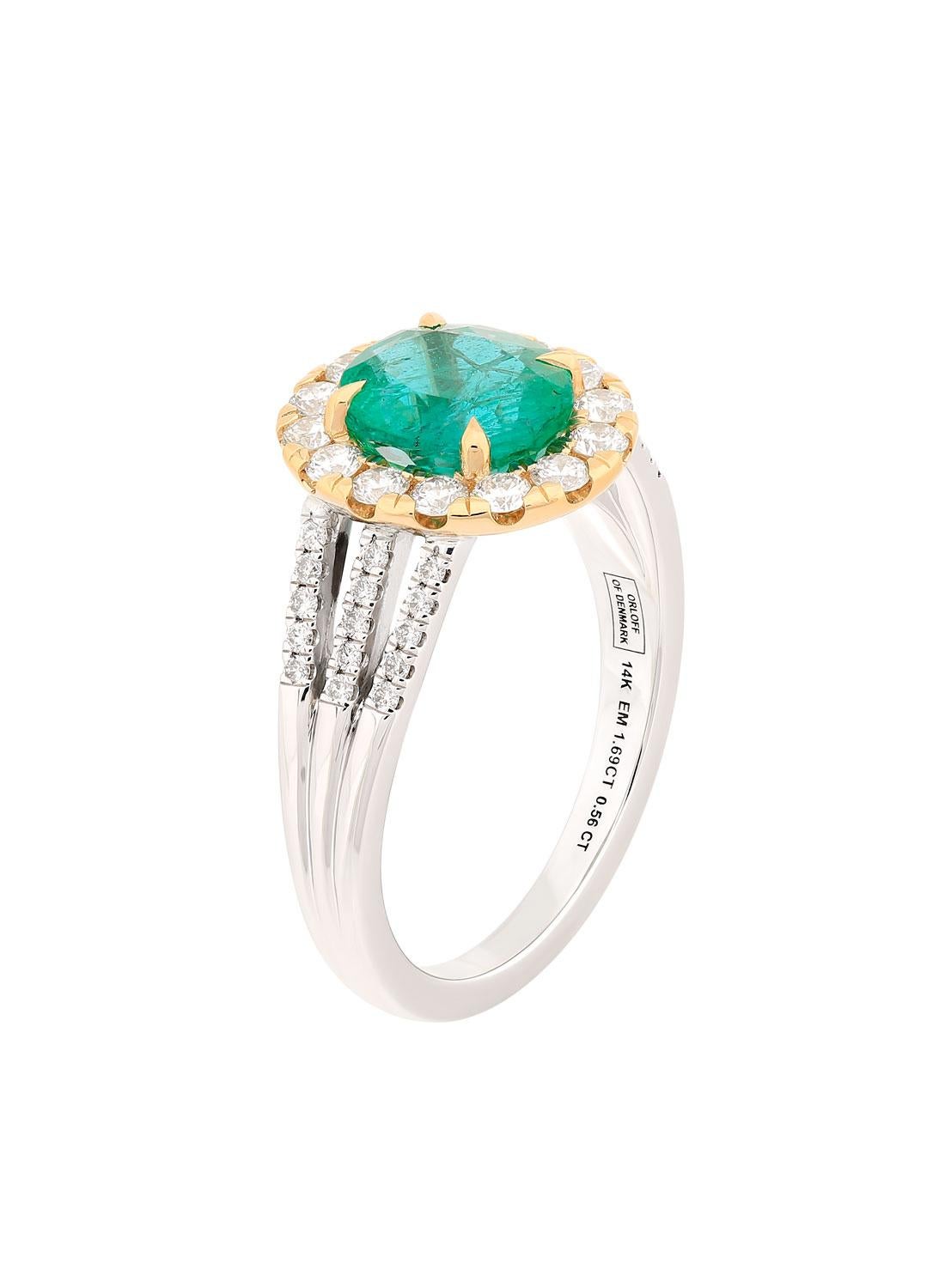 Orloff of Denmark - 14K White and Yellow Gold Zambian Emerald Diamond Halo Ring In New Condition For Sale In Hua Hin, TH