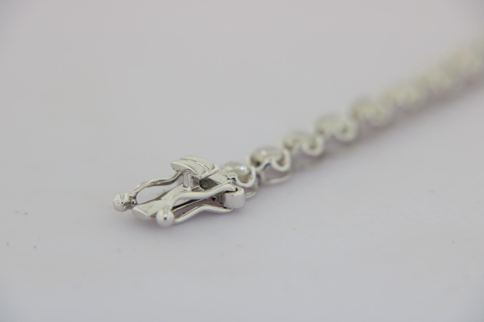 Contemporary Orloff of Denmark, 3 Carat Diamond Tennis Bracelet in 18 Karat White Gold For Sale