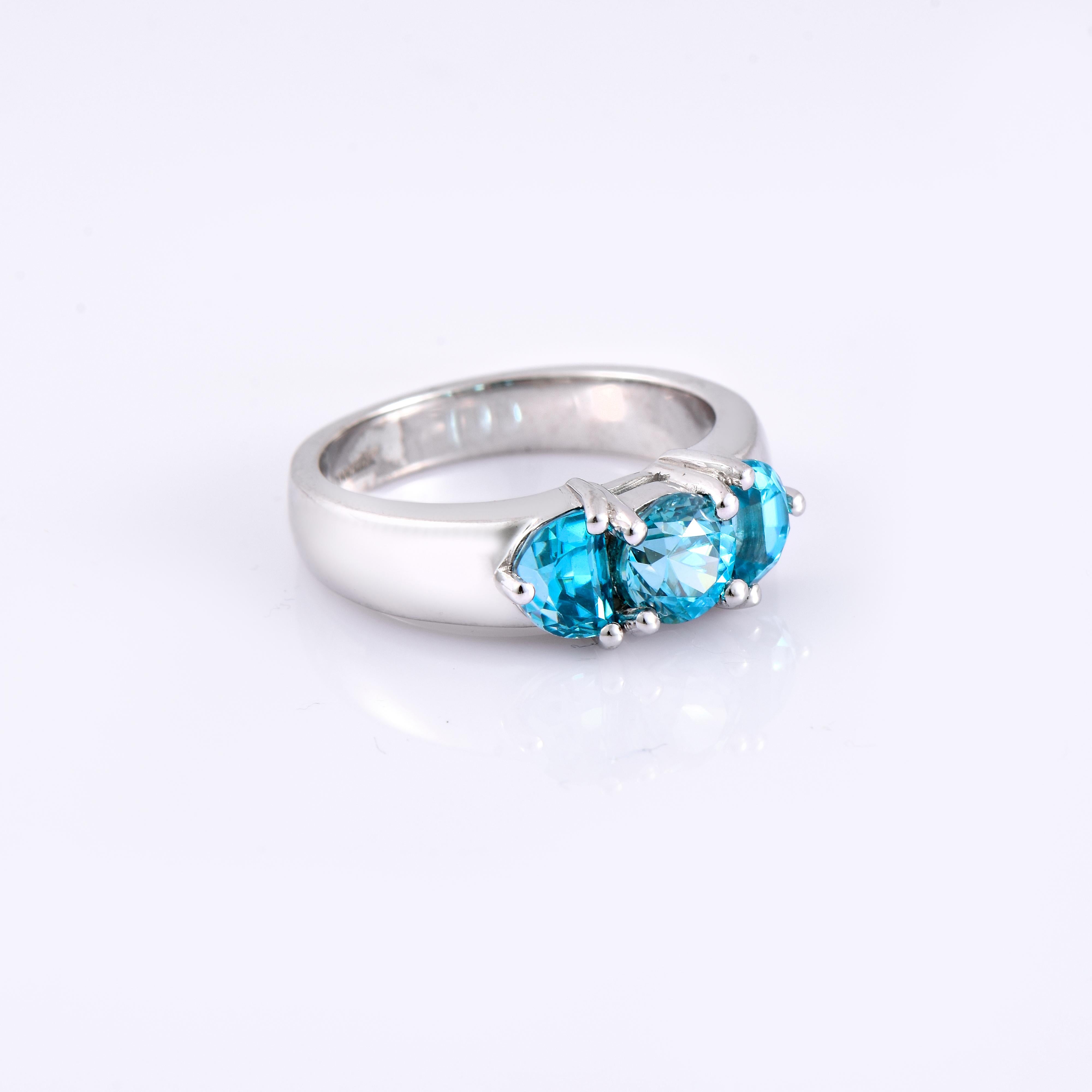 Contemporary Orloff of Denmark, 3.41 ct Natural Blue Zircon Ring in 925 Sterling Silver For Sale