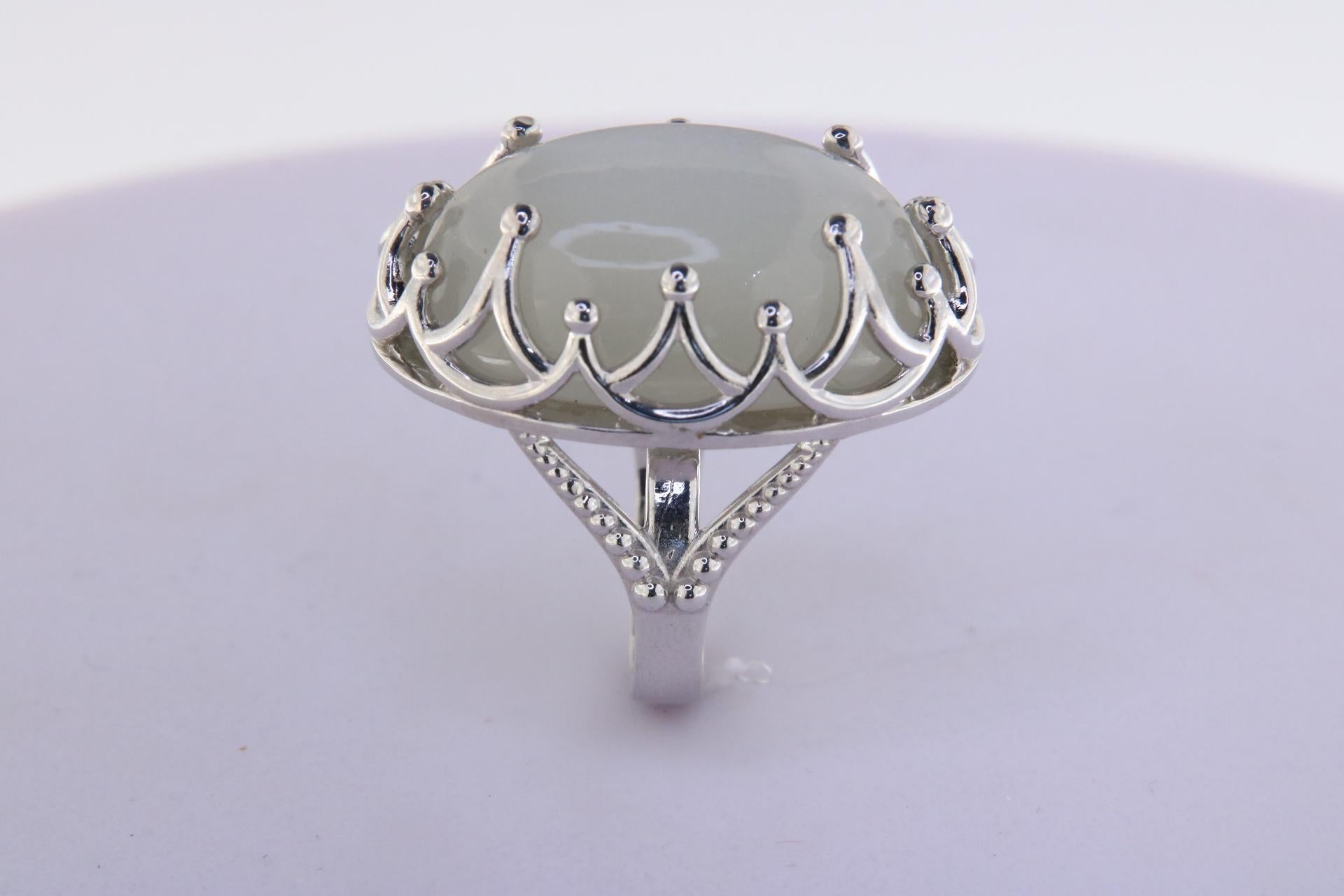 Cabochon Orloff of Denmark, 40.90 carat Moonstone Ring in 925 Sterling Silver For Sale