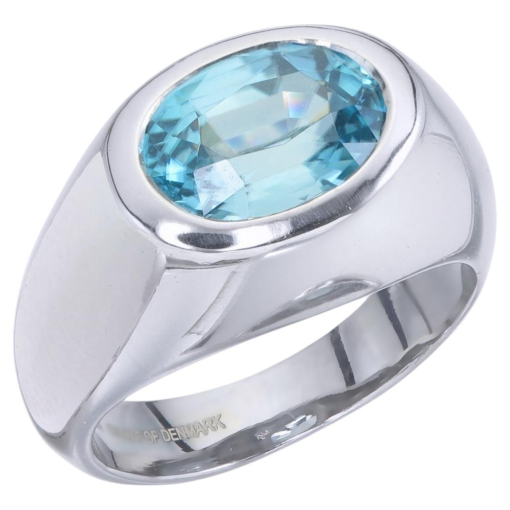 Orloff of Denmark, 4.52 ct Metallic Blue Zircon Ring in 925 Sterling Silver For Sale