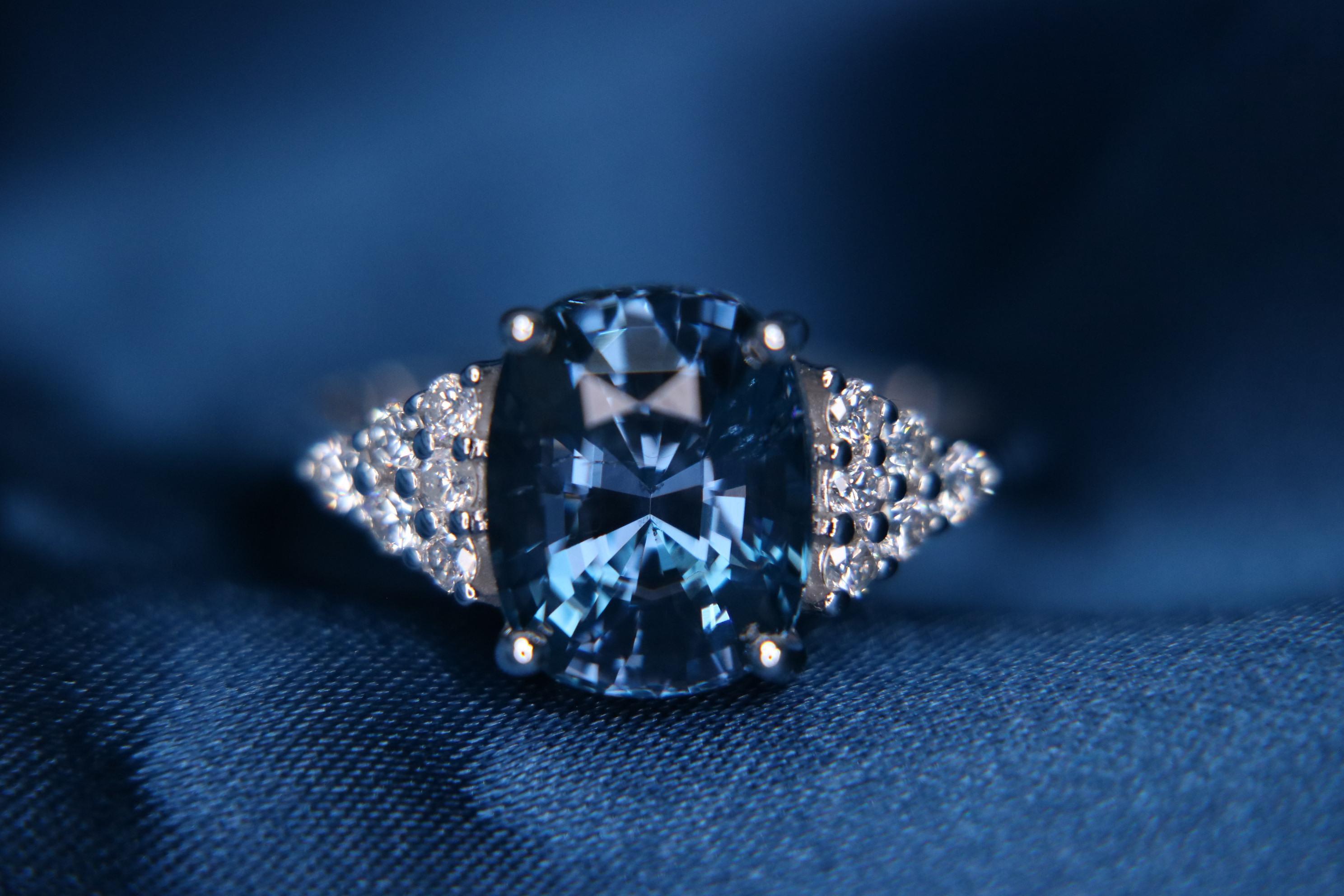Orloff of Denmark's own; 'Nova'
Extraordinary 4.80 carat African color-change blue spinel ring fashioned out of 18 Karat white gold and set with 12 SI1, F-colored diamonds.
Hailing from Madagascar, this majestic blue spinel, reminiscent of the