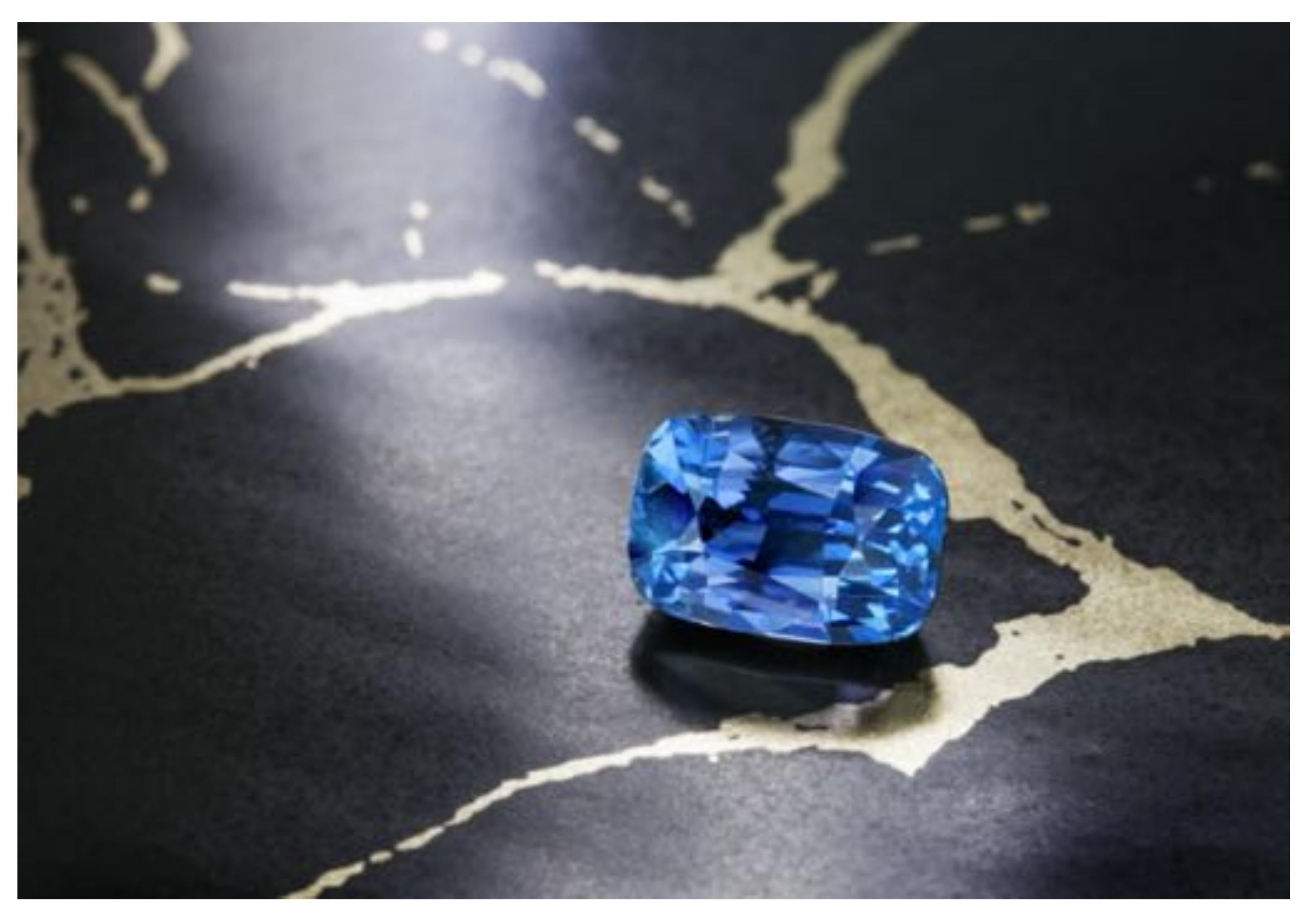 Orloff Bague de fiançailles en diamants et spinelle bleue de 5,10 carats à tige fendue du Danemark en vente 2