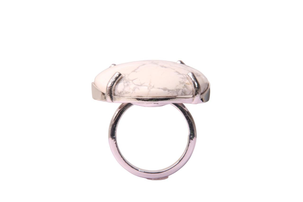 Orloff of Denmark, 56 carat Howlite Ring in 925 Sterling Silver In New Condition For Sale In Hua Hin, TH