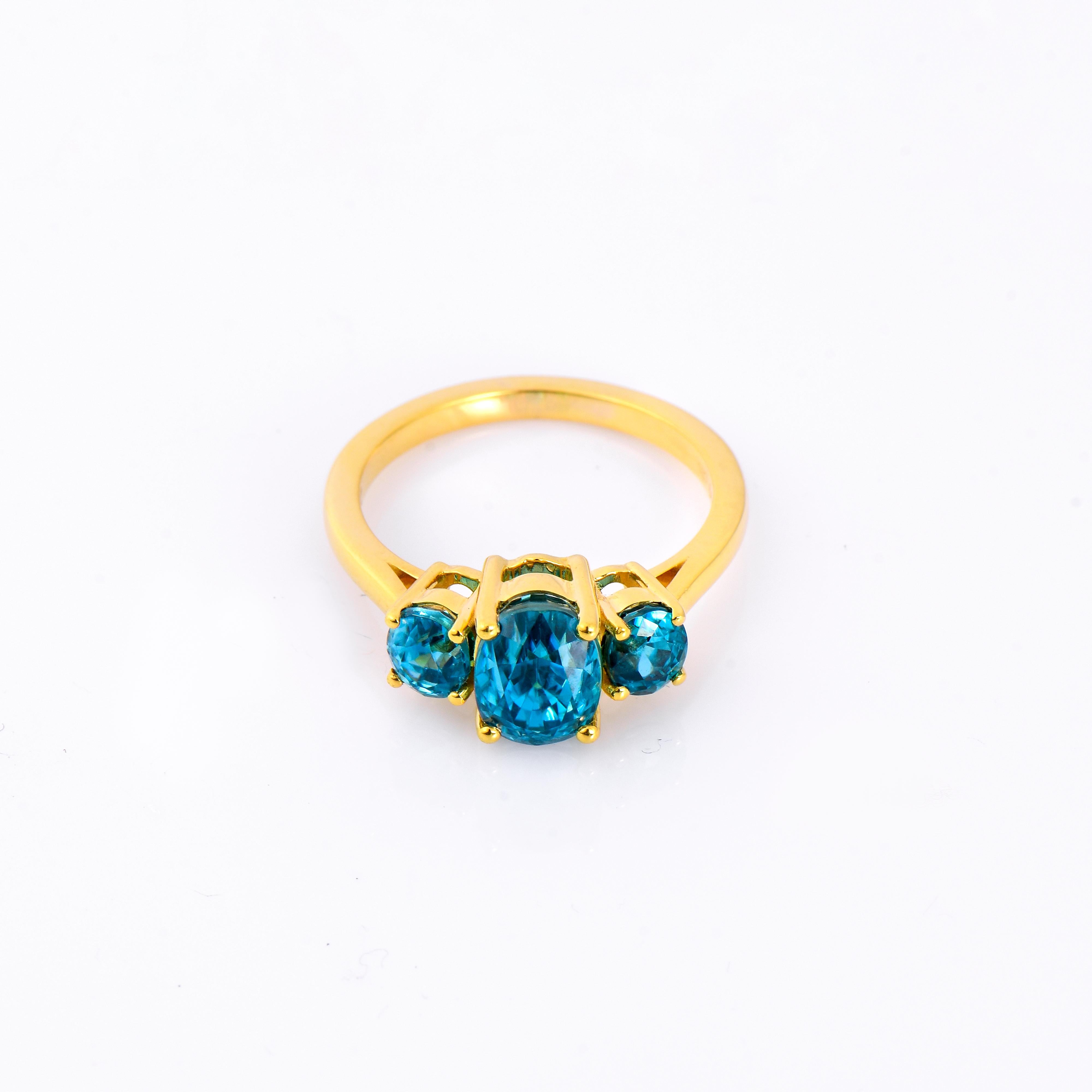 Contemporary Orloff of Denmark, 5.8 ct Natural Blue Zircon Ring in 10 Karat Gold For Sale