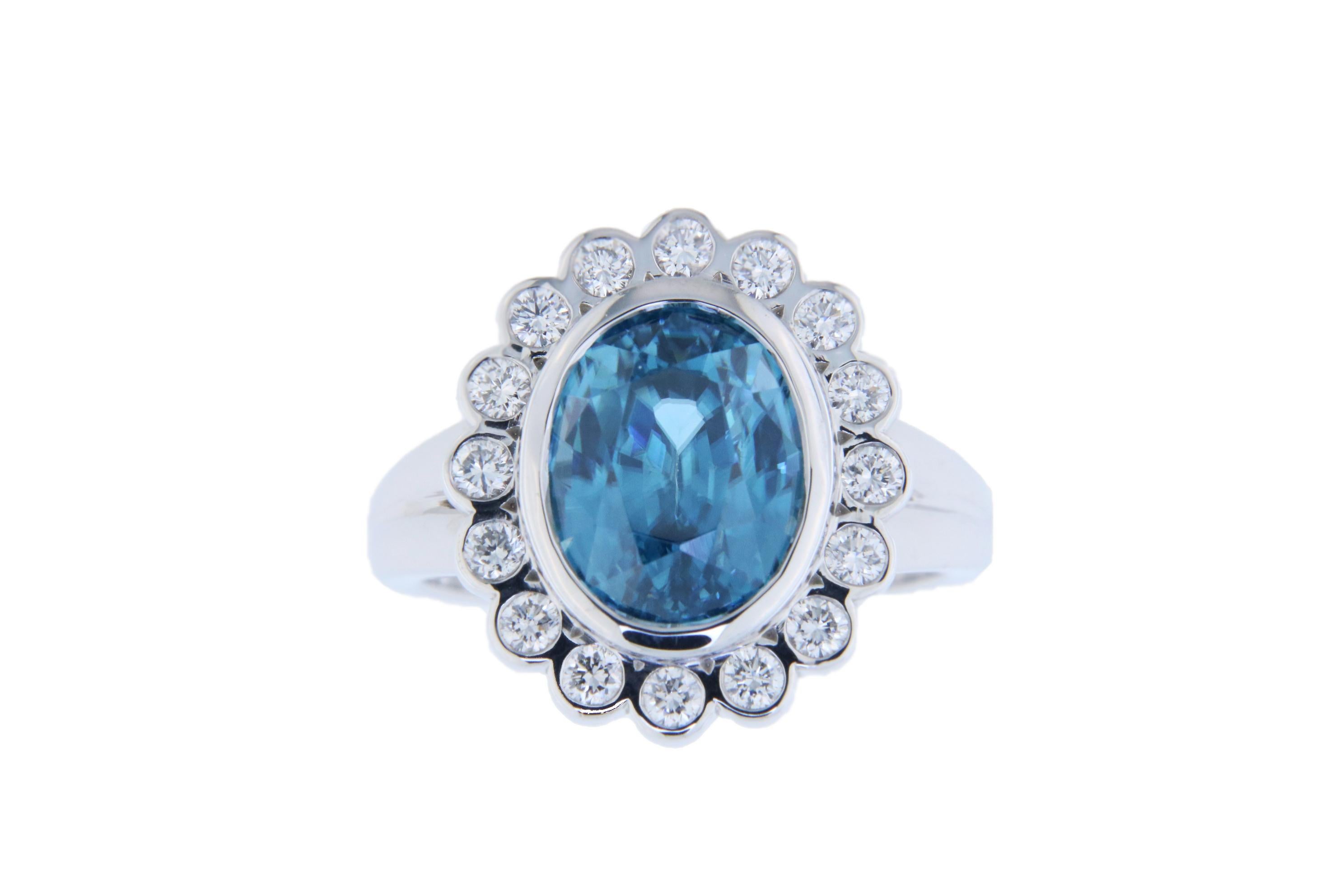 Women's Orloff of Denmark, 6 ct Natural Blue Zircon Diamond Ring in 925 Sterling Silver For Sale