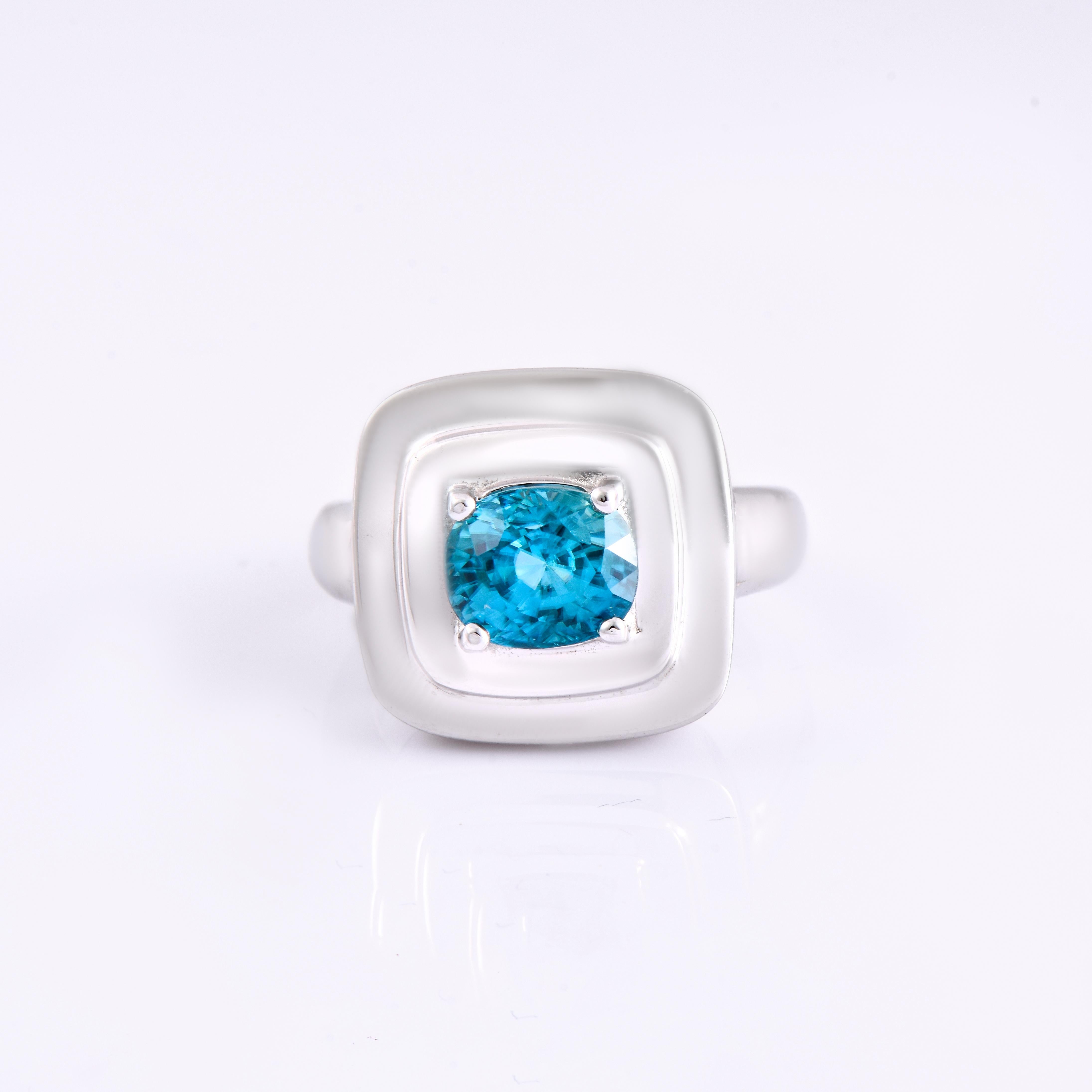 Contemporary Orloff of Denmark, 6.62 ct Natural Zircon Ring in 925 Sterling Silver For Sale