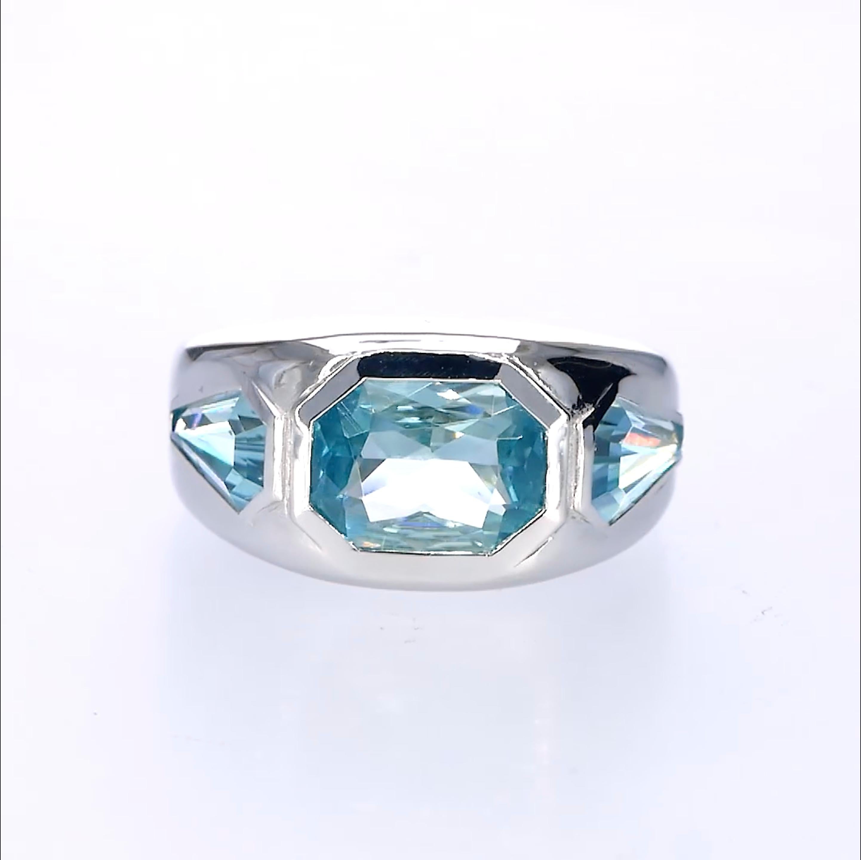Contemporary Orloff of Denmark, 6.64 ct Natural Zircon Cocktail Ring in 925 Sterling Silver For Sale