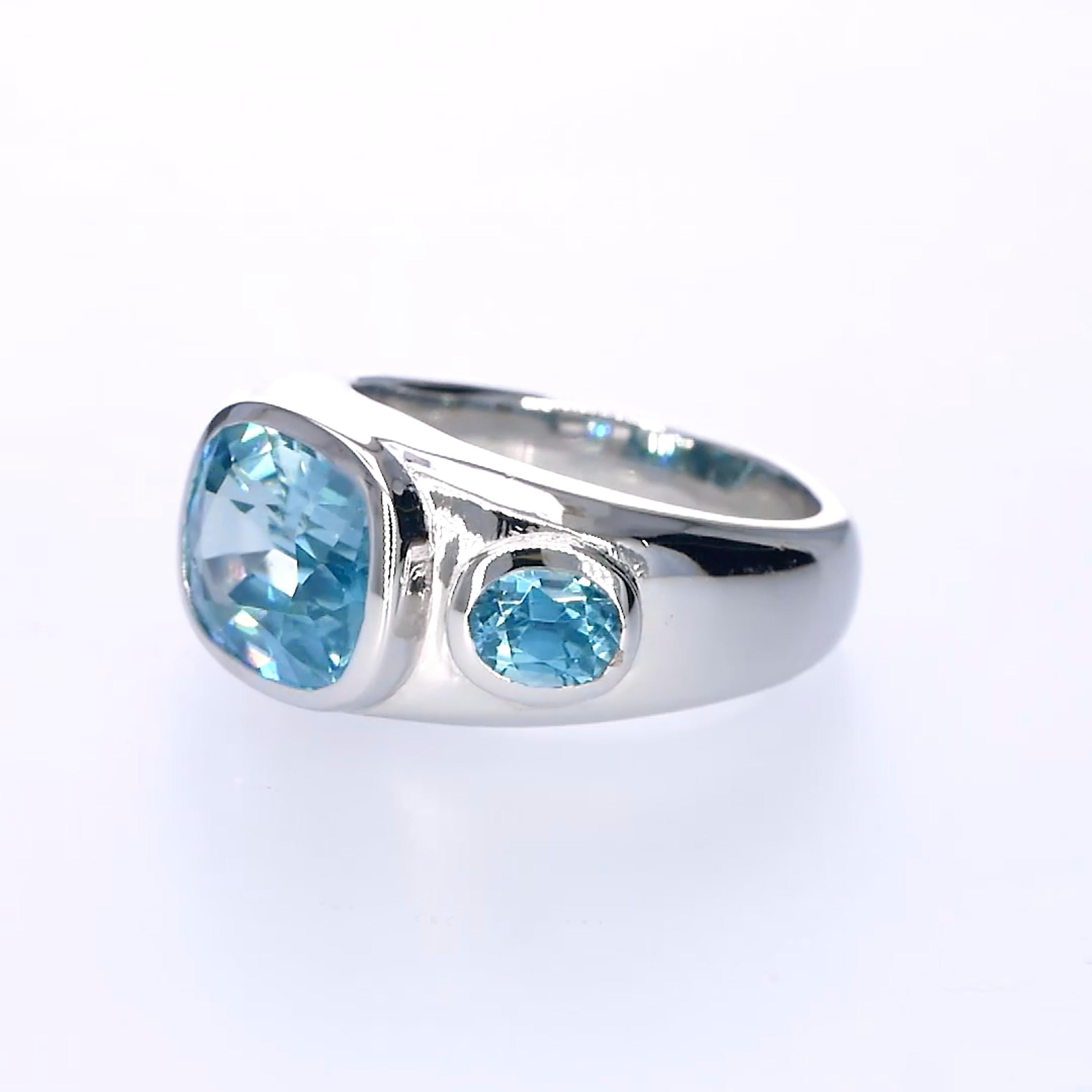 Orloff of Denmark, 7.42 ct Natural Zircon Cocktail Ring in 925 Sterling Silver In New Condition For Sale In Hua Hin, TH