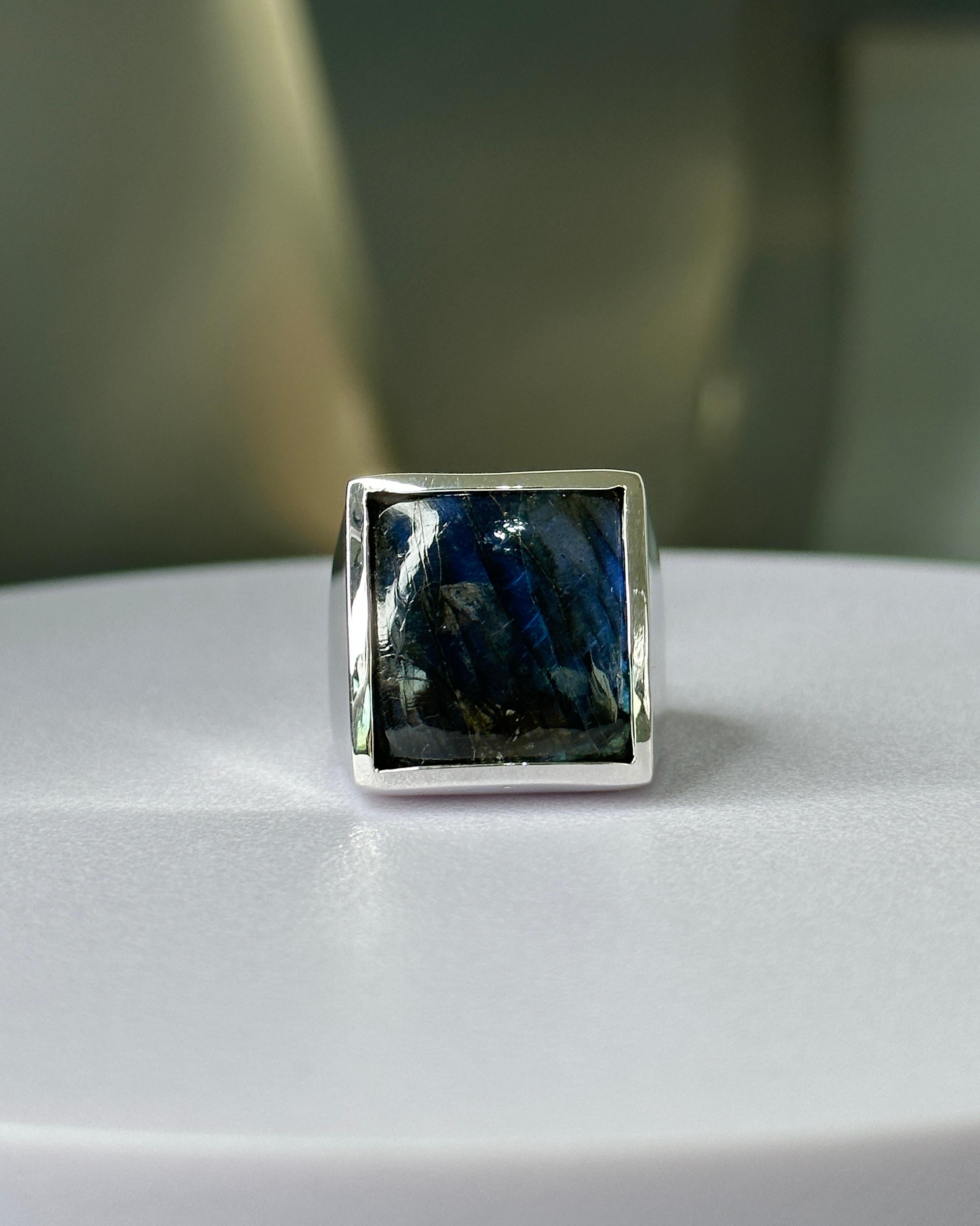 Cabochon Orloff of Denmark, Charming 17 carat Labradorite Sterling Silver Ring  For Sale