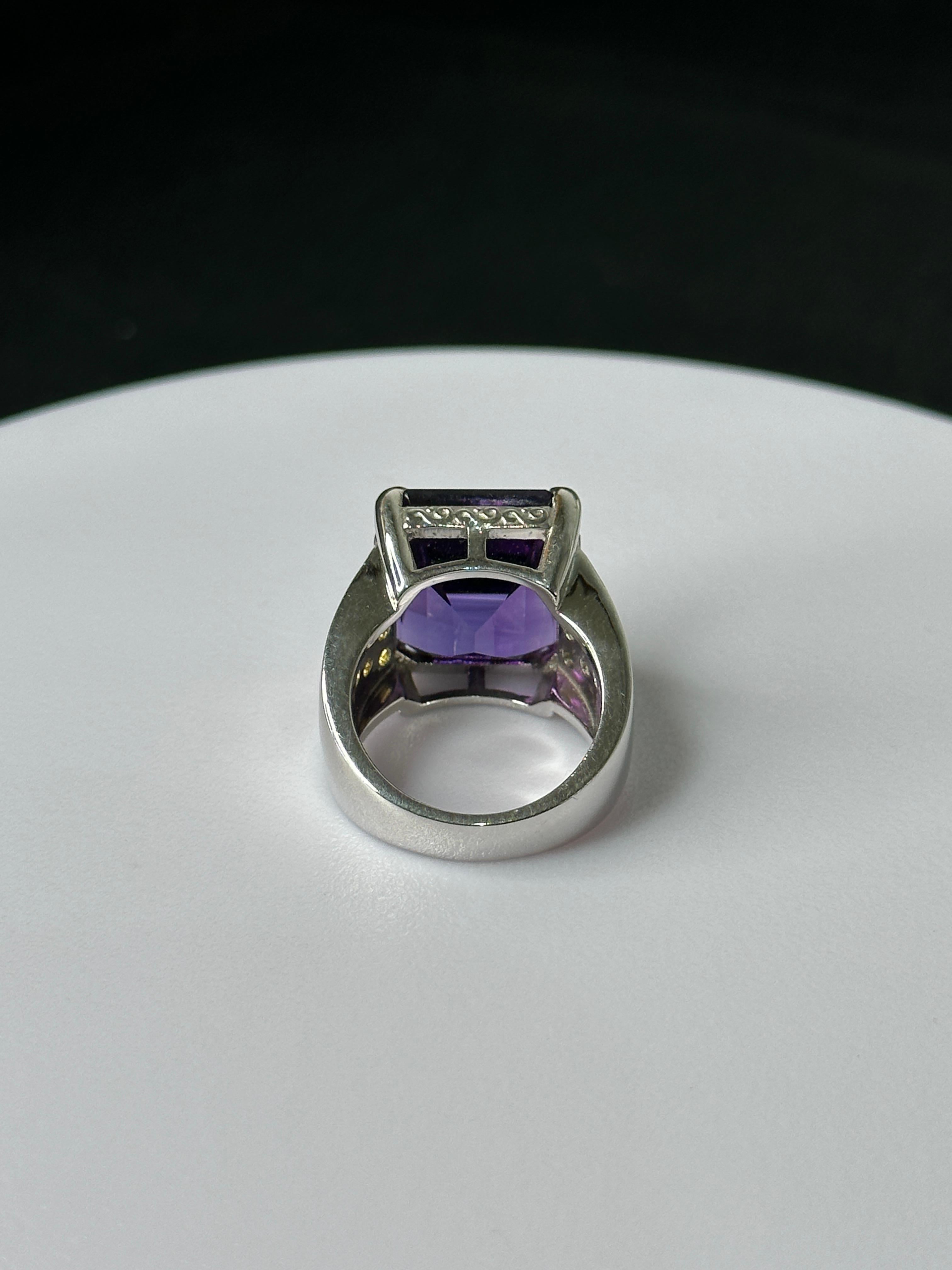 Orloff of Denmark, Ring mit tiefem Amethyst und Saphir in 925er Sterlingsilber gefasst für Damen oder Herren im Angebot